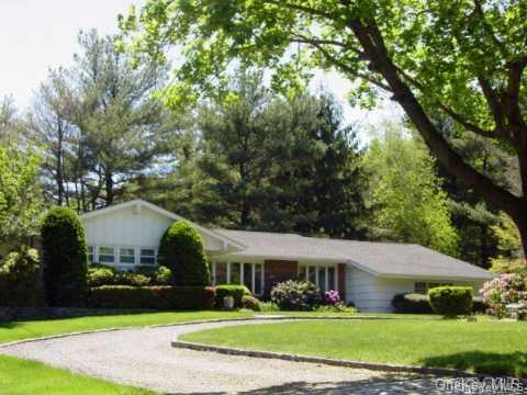 5 Breezy Hill Drive Property Photo 11