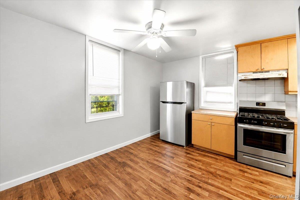 9 Hyatt Avenue Property Photo 10