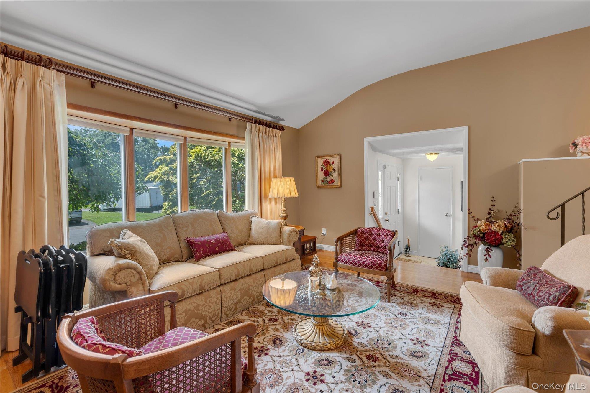 19 Cottage Court Property Photo 4