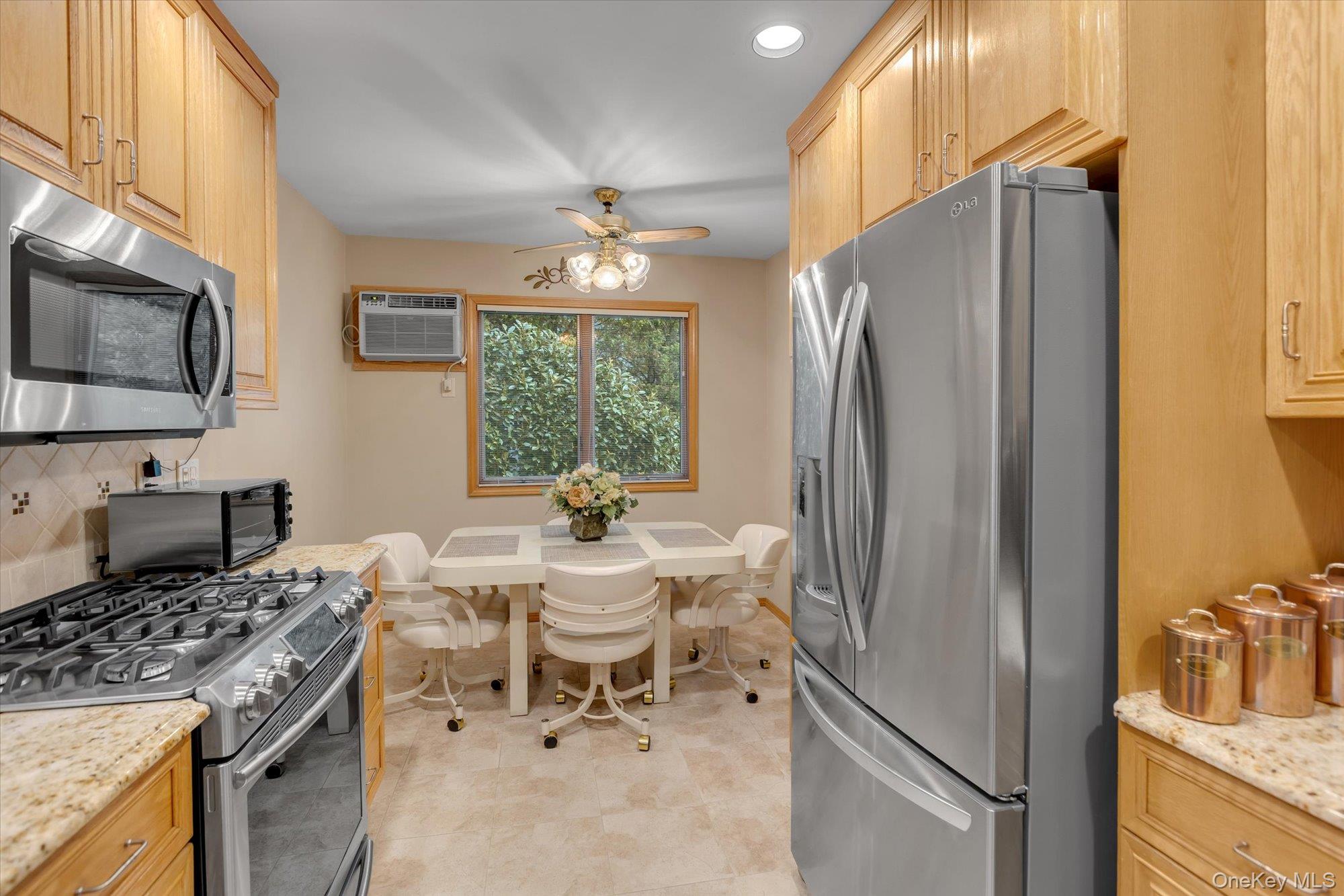 19 Cottage Court Property Photo 9