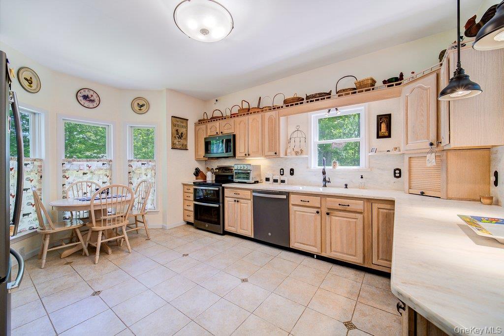 369 Grey Road Property Photo 11