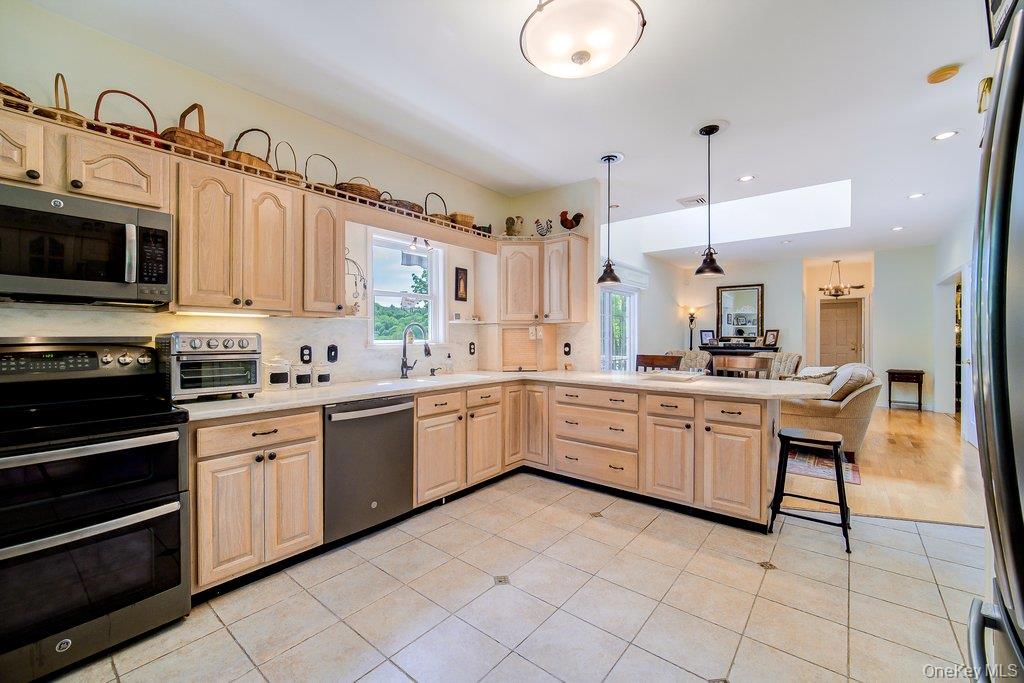 369 Grey Road Property Photo 12
