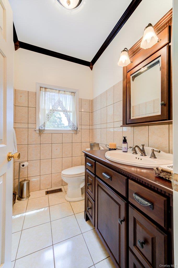 369 Grey Road Property Photo 29