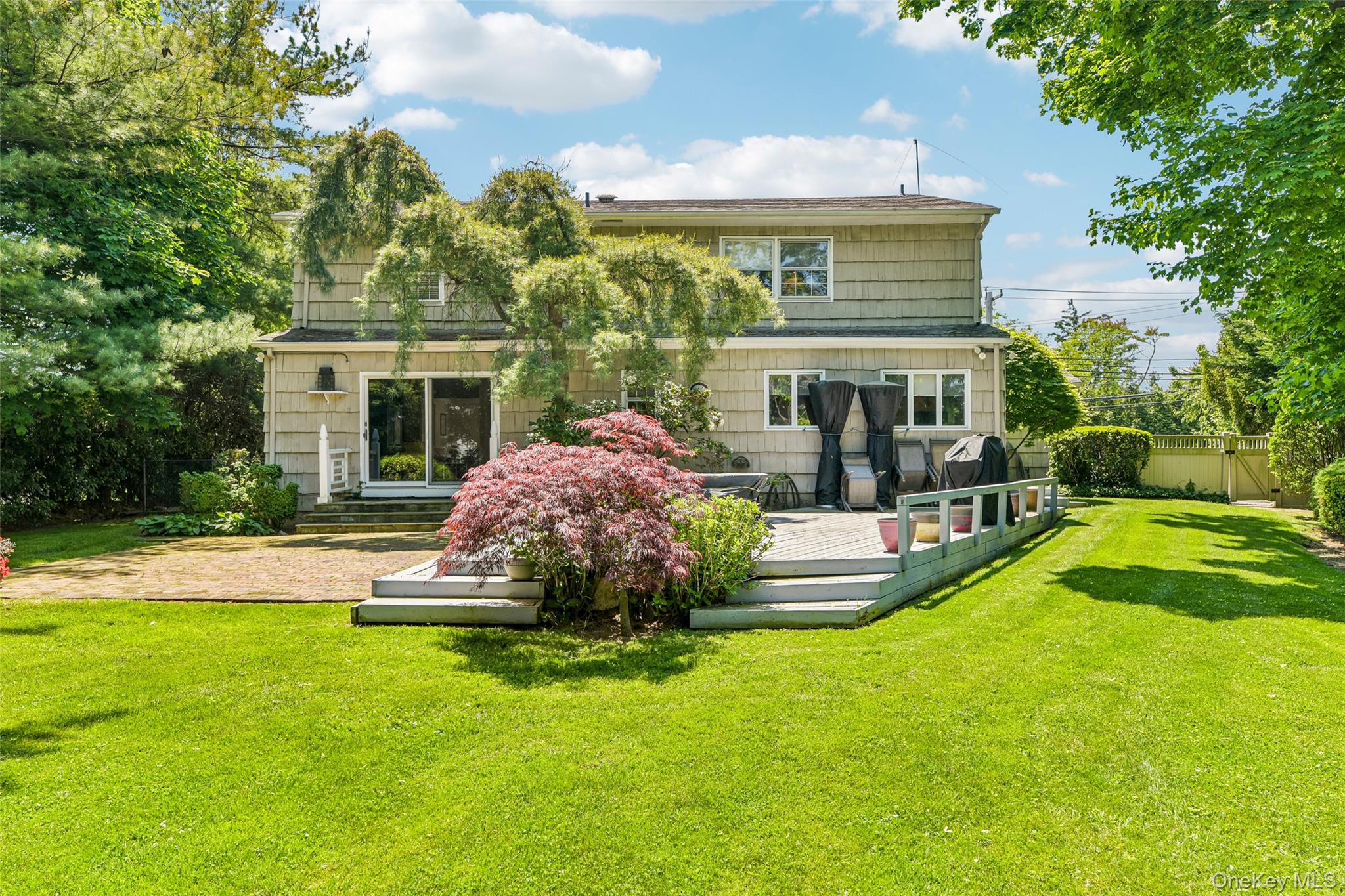 100 Hewlett Neck Road Property Photo 34