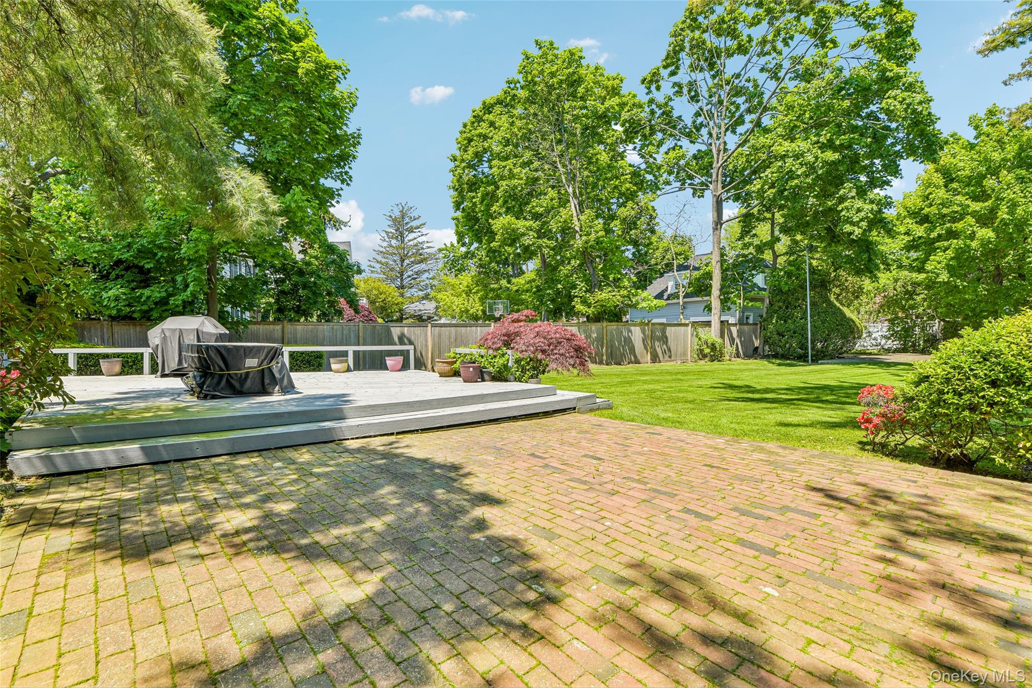 100 Hewlett Neck Road Property Photo 39