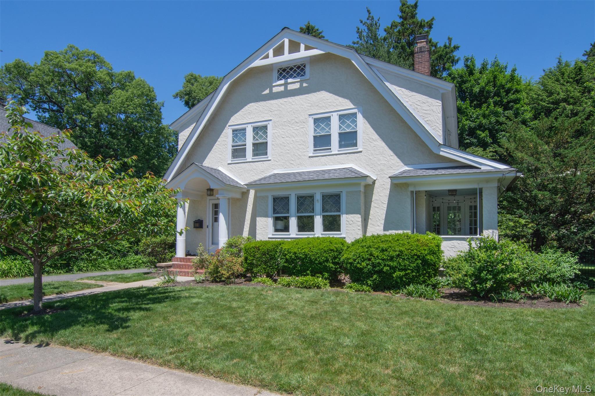 162 Ellison Avenue Property Photo 1