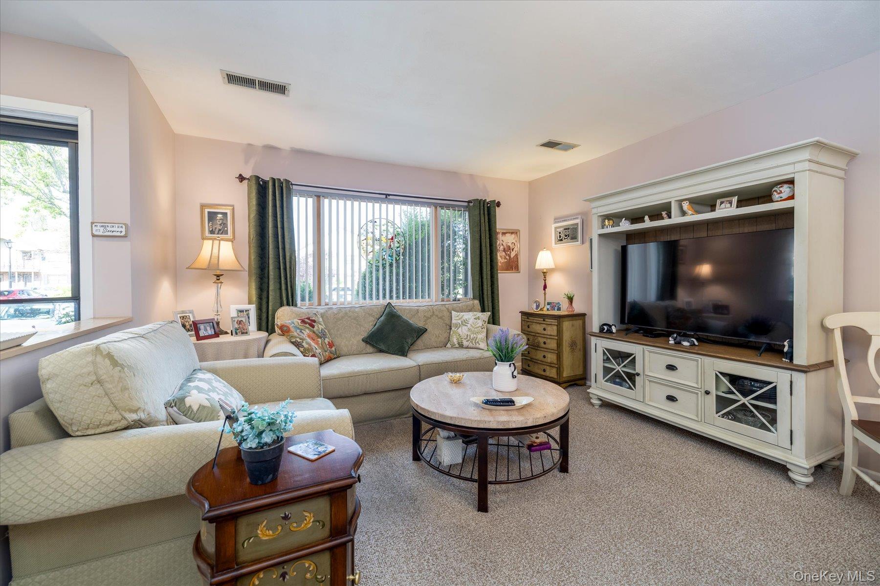 100 Daly Boulevard 2715 Property Photo 5