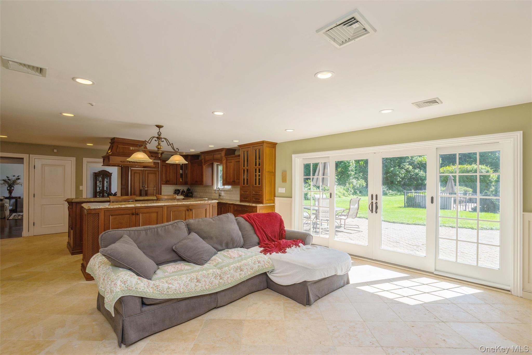5 Blossom Street Property Photo 19