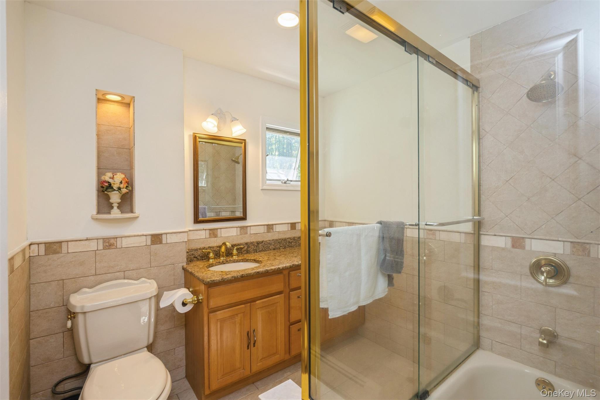 5 Blossom Street Property Photo 22