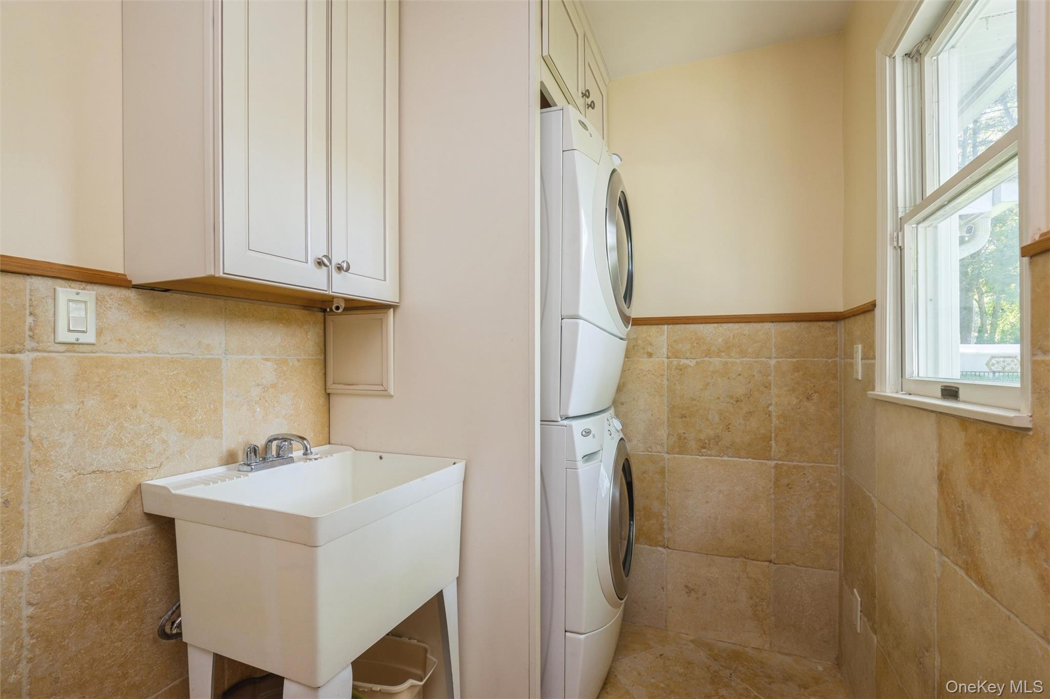 5 Blossom Street Property Photo 31