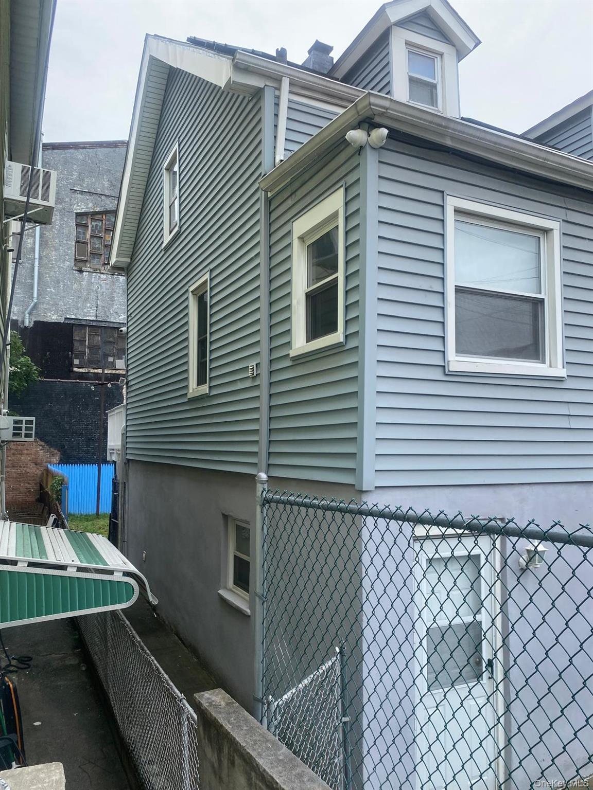8 Morris Place Property Photo 4