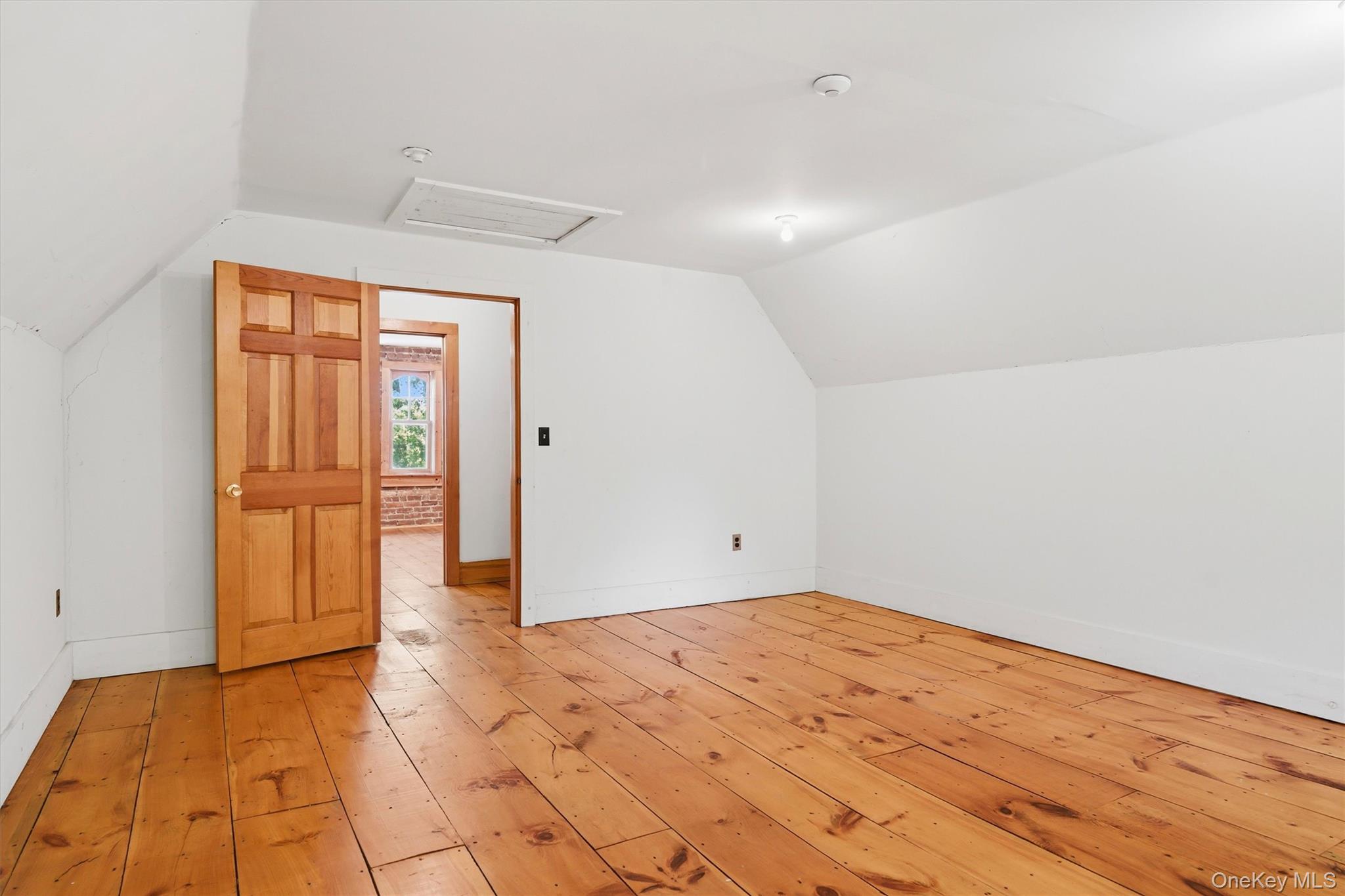 1 Oakland Avenue Property Photo 35