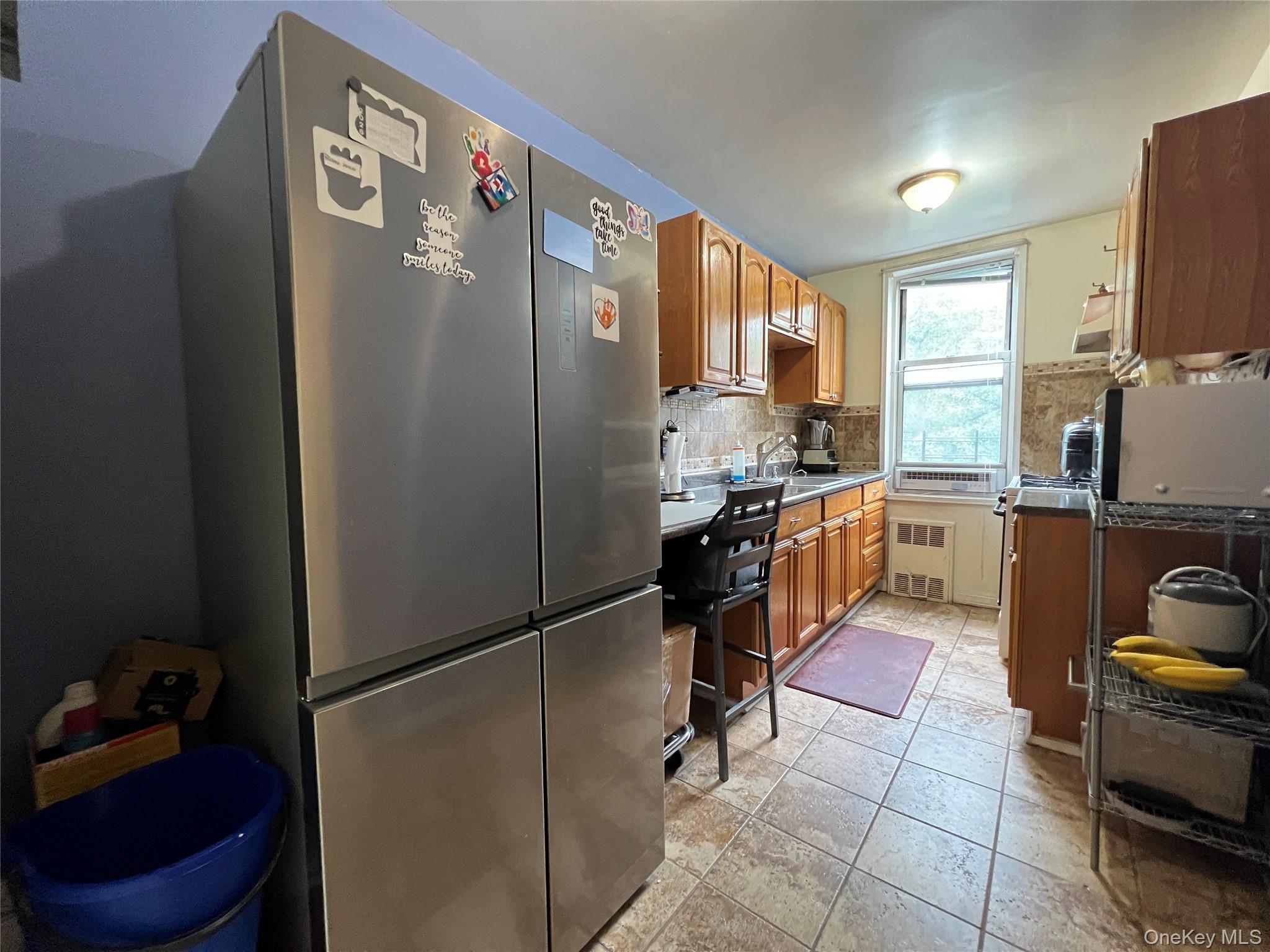 1425 Thieriot Avenue 4n Property Photo 4
