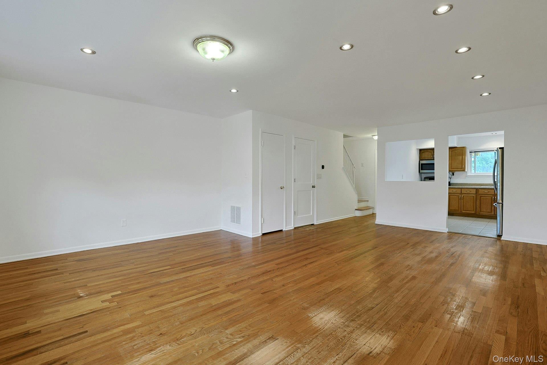 12 Farley Drive Property Photo 8