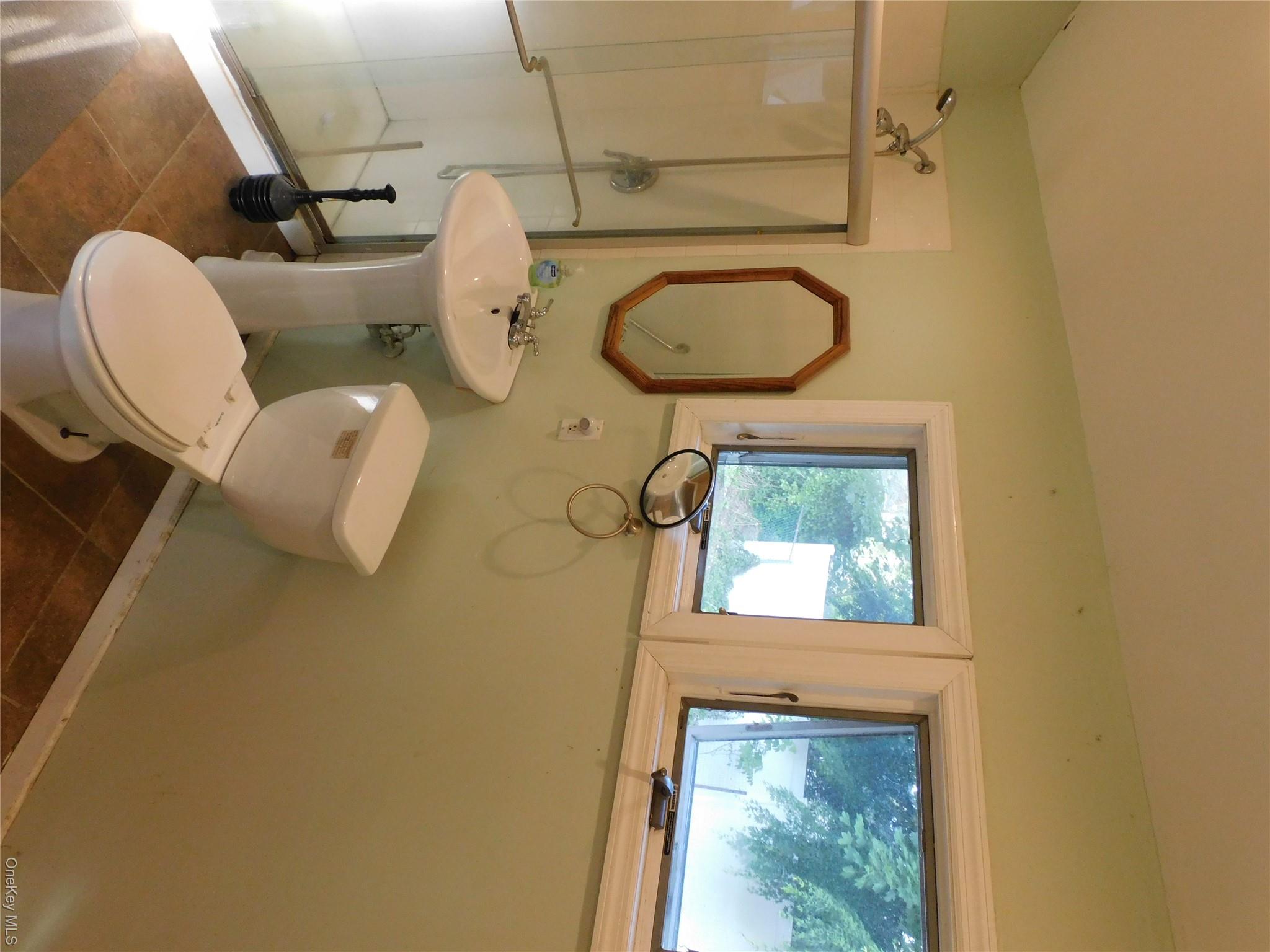 40 Wood Road Property Photo 13