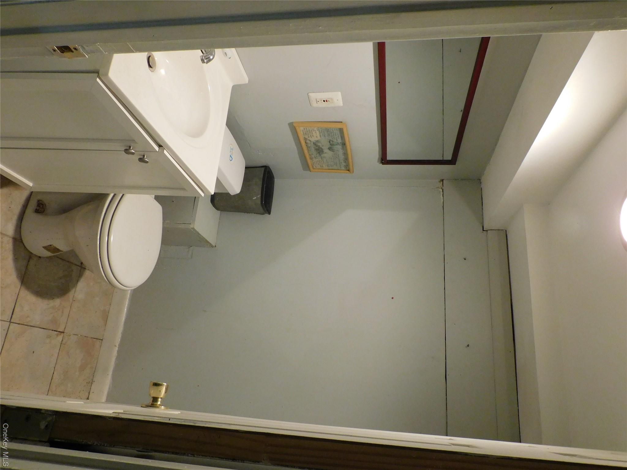40 Wood Road Property Photo 14
