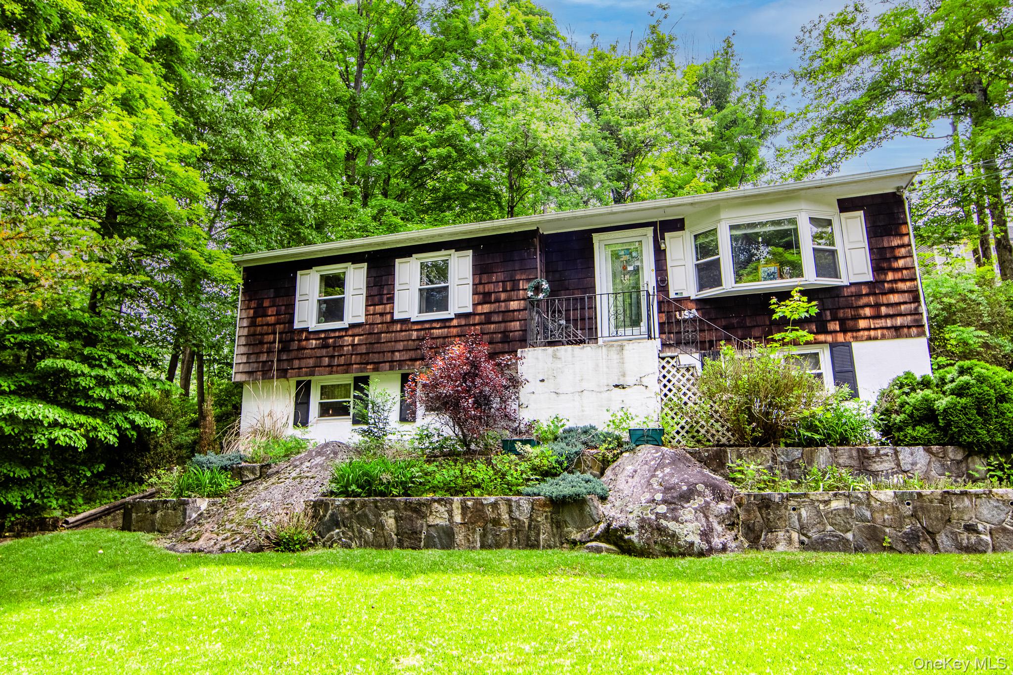36 Rochambeau Road Property Photo 1