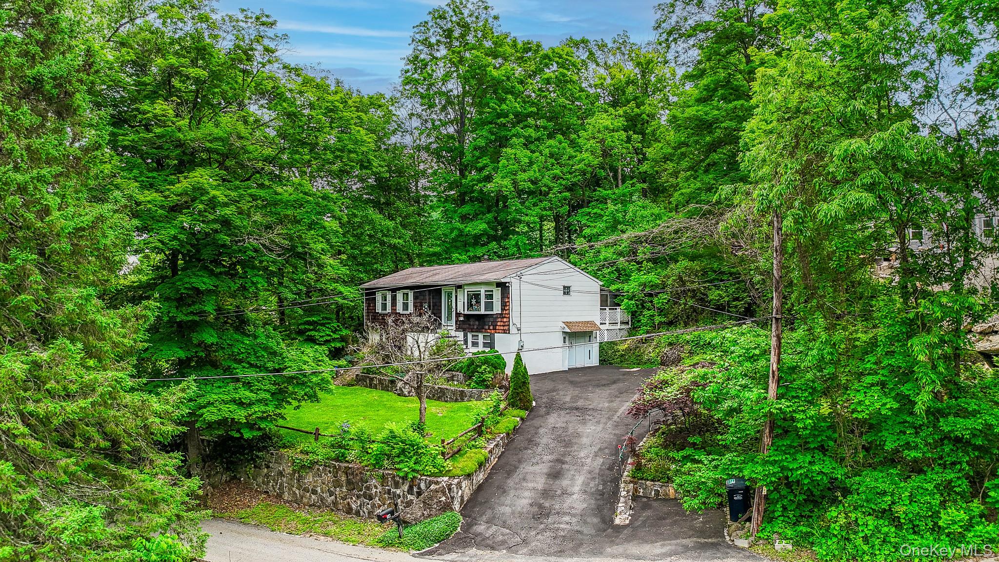 36 Rochambeau Road Property Photo 6