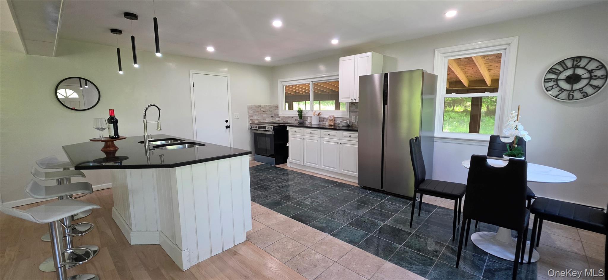 52 Luxton Lake Road Property Photo 2