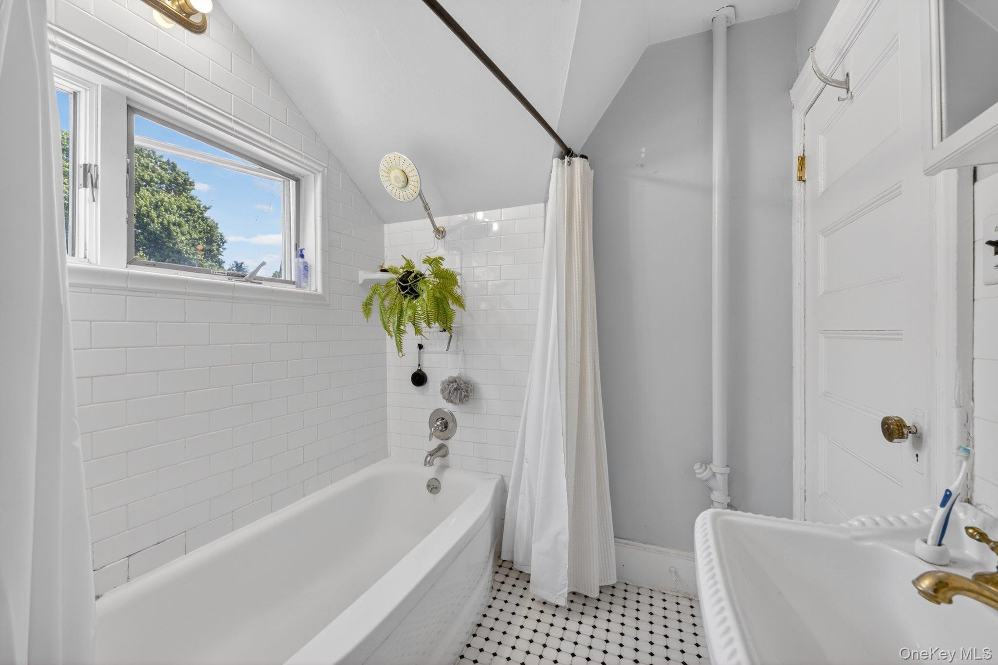 59 Fairview Avenue Property Photo 36