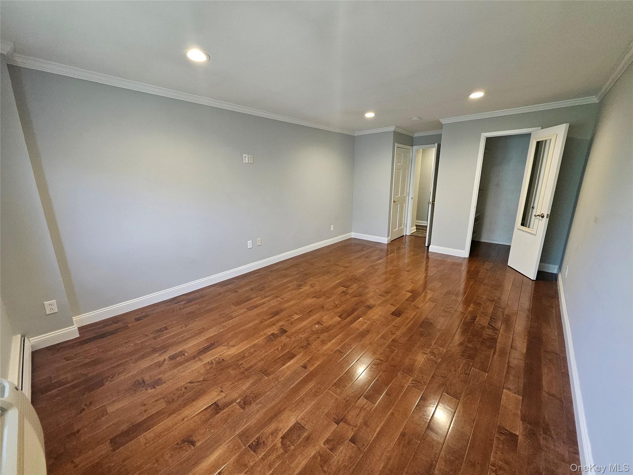 89 N Broadway 221 Property Photo 5