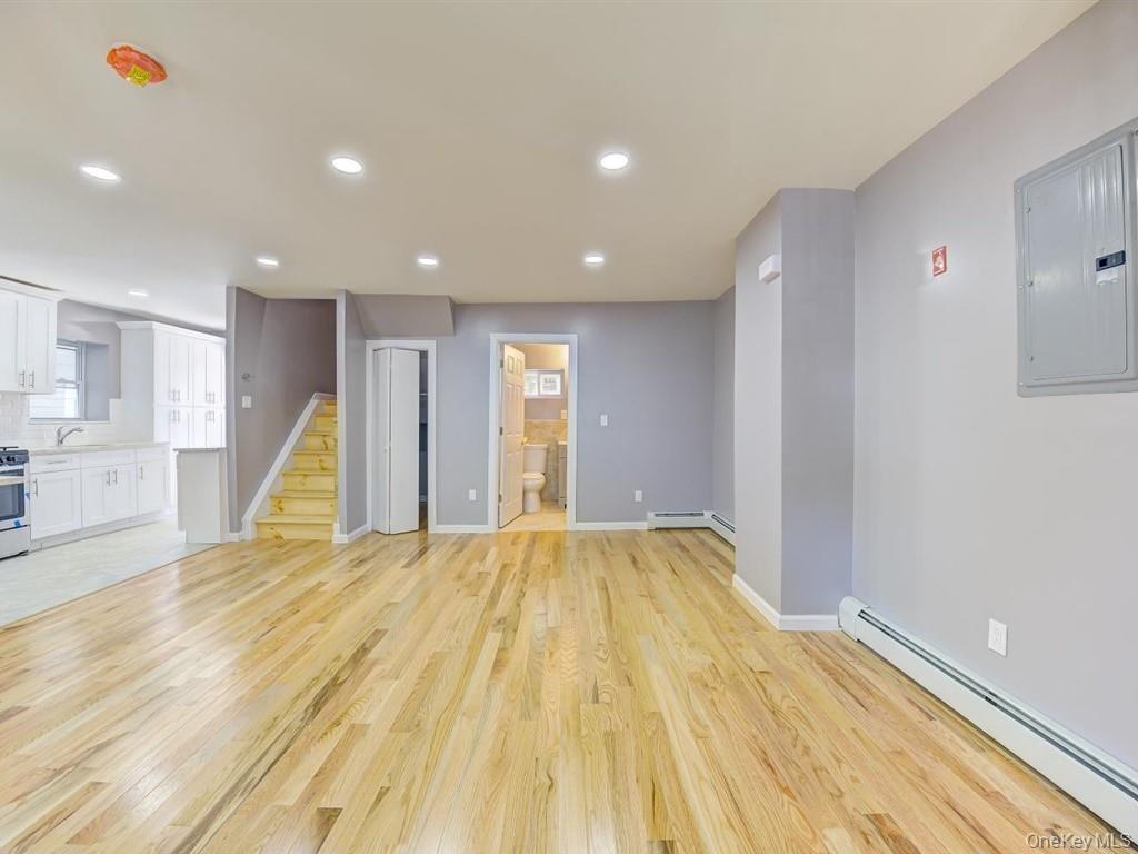 289 1st Street Property Photo 6