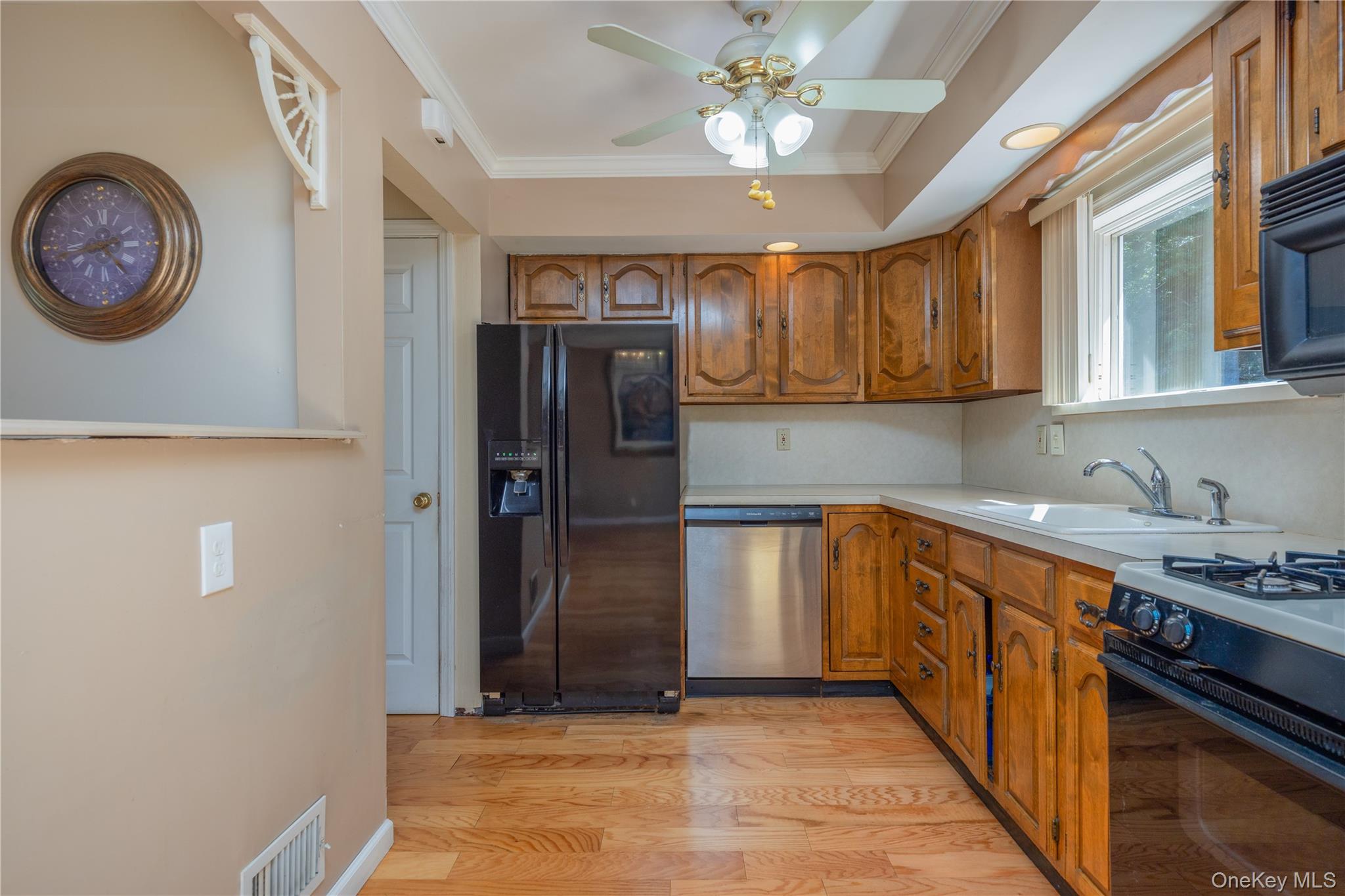 6 Beech Street Property Photo 21