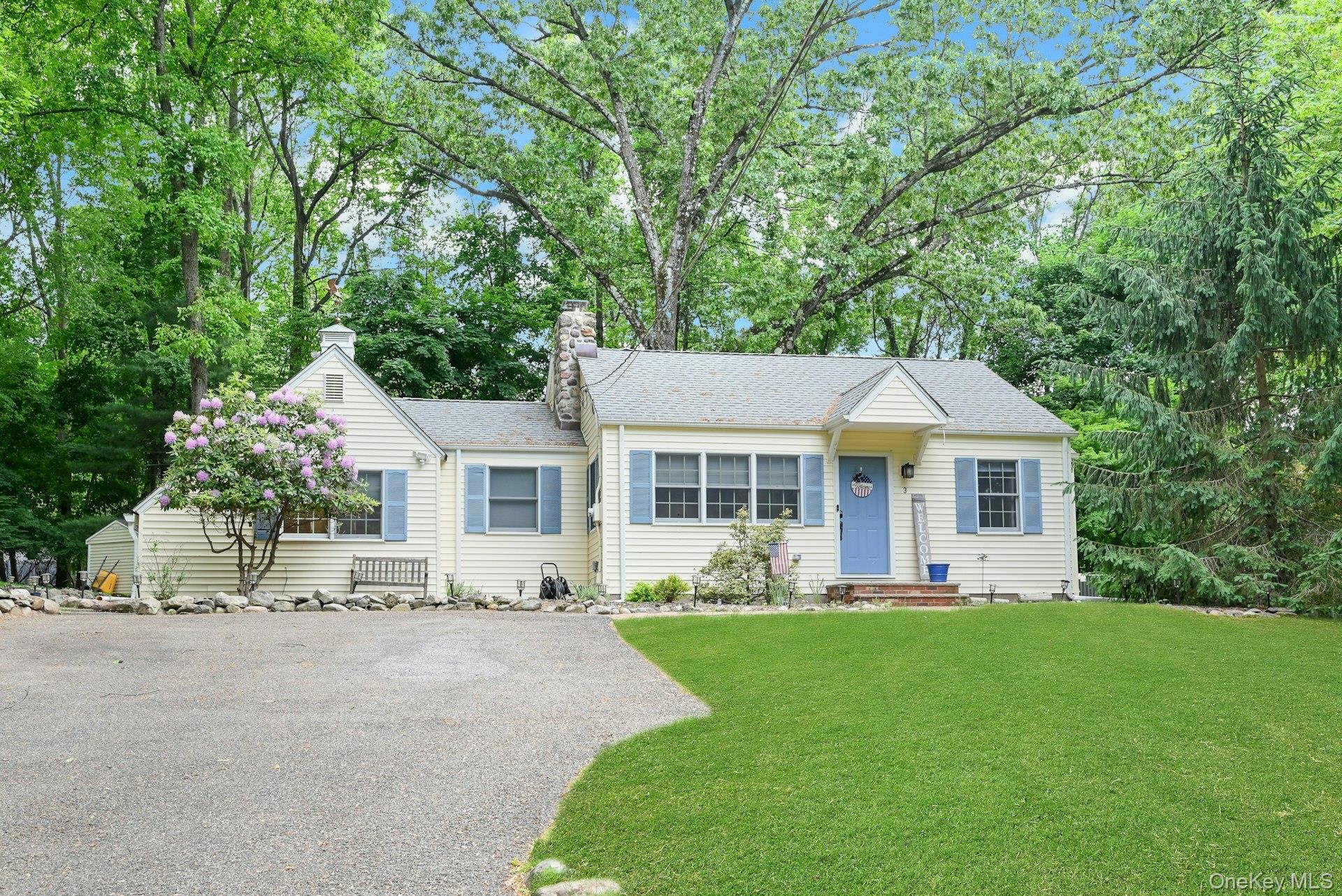 3 Hemion Way Property Photo 2