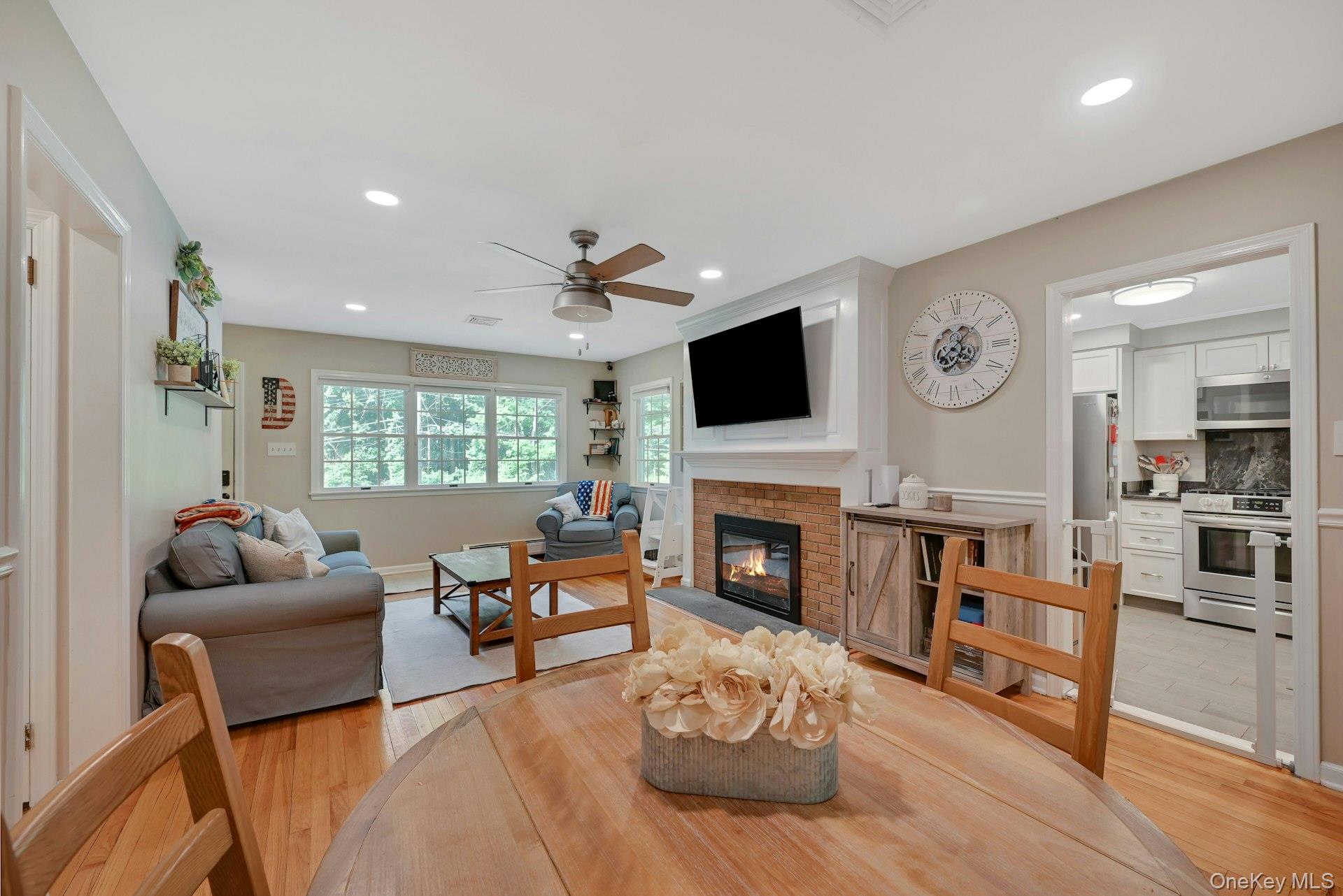 3 Hemion Way Property Photo 5