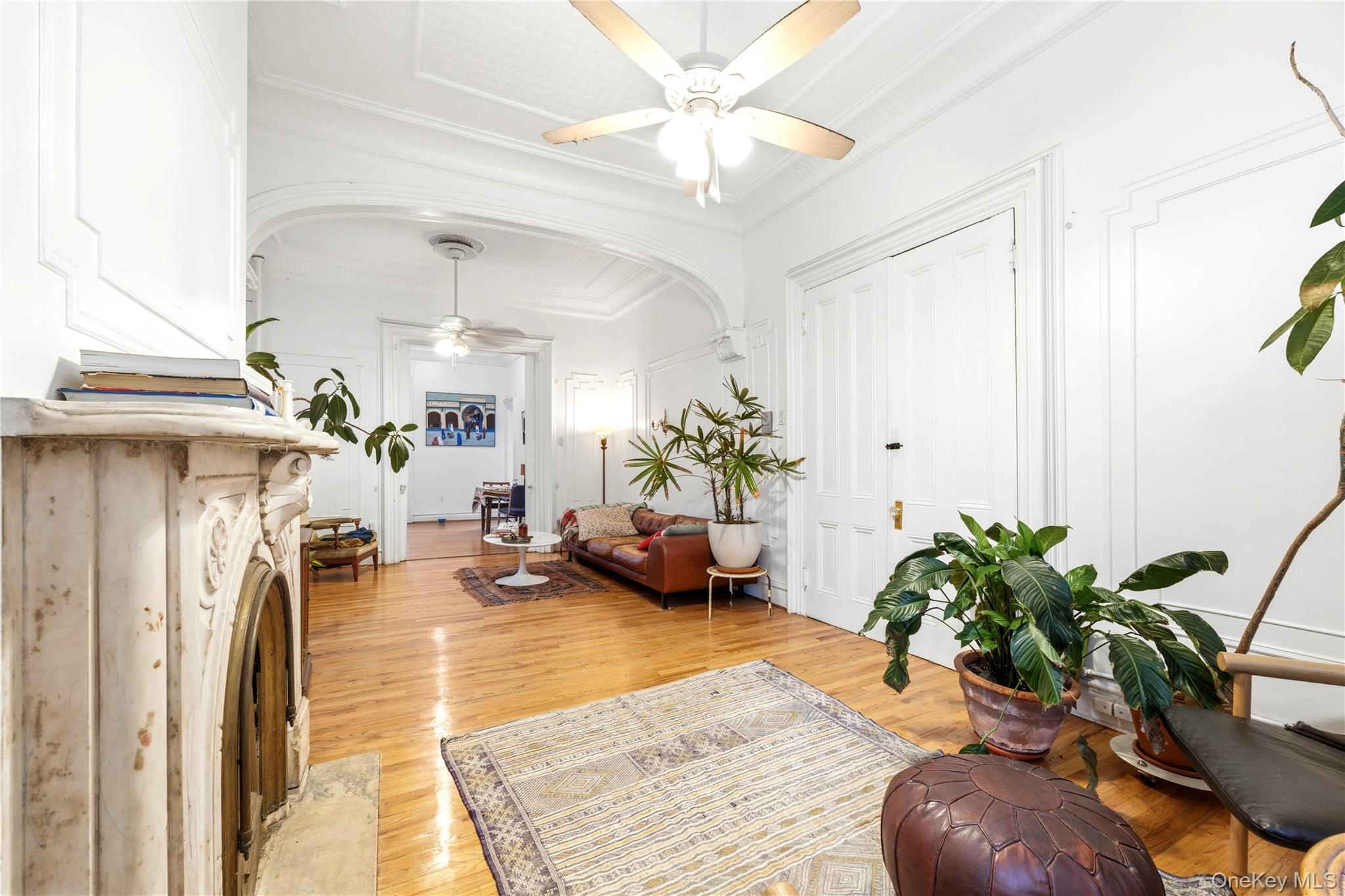 977 Lorimer Street Property Photo 1