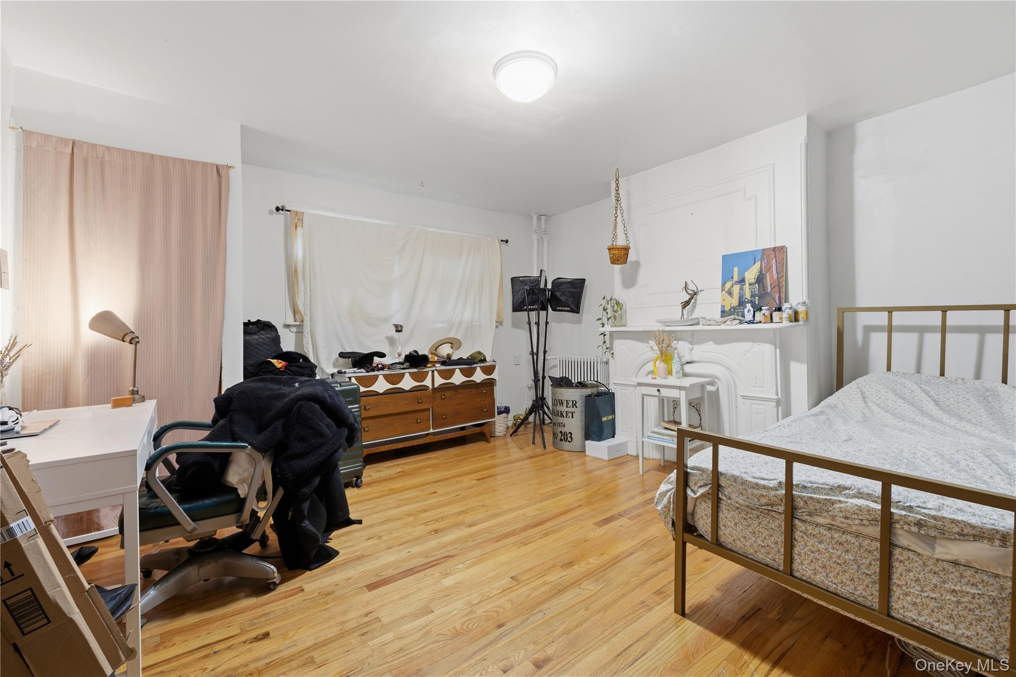 977 Lorimer Street Property Photo 12