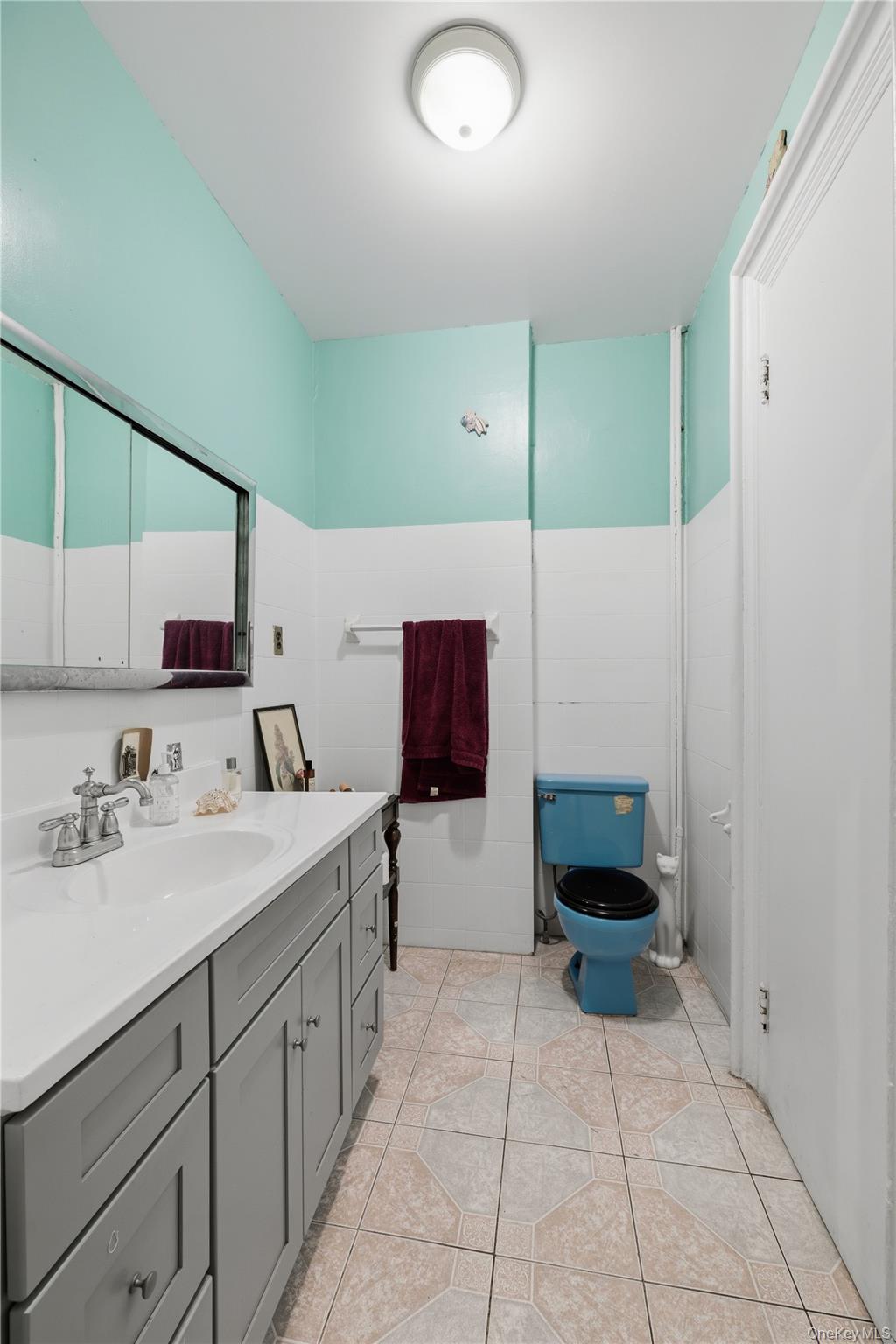 977 Lorimer Street Property Photo 16