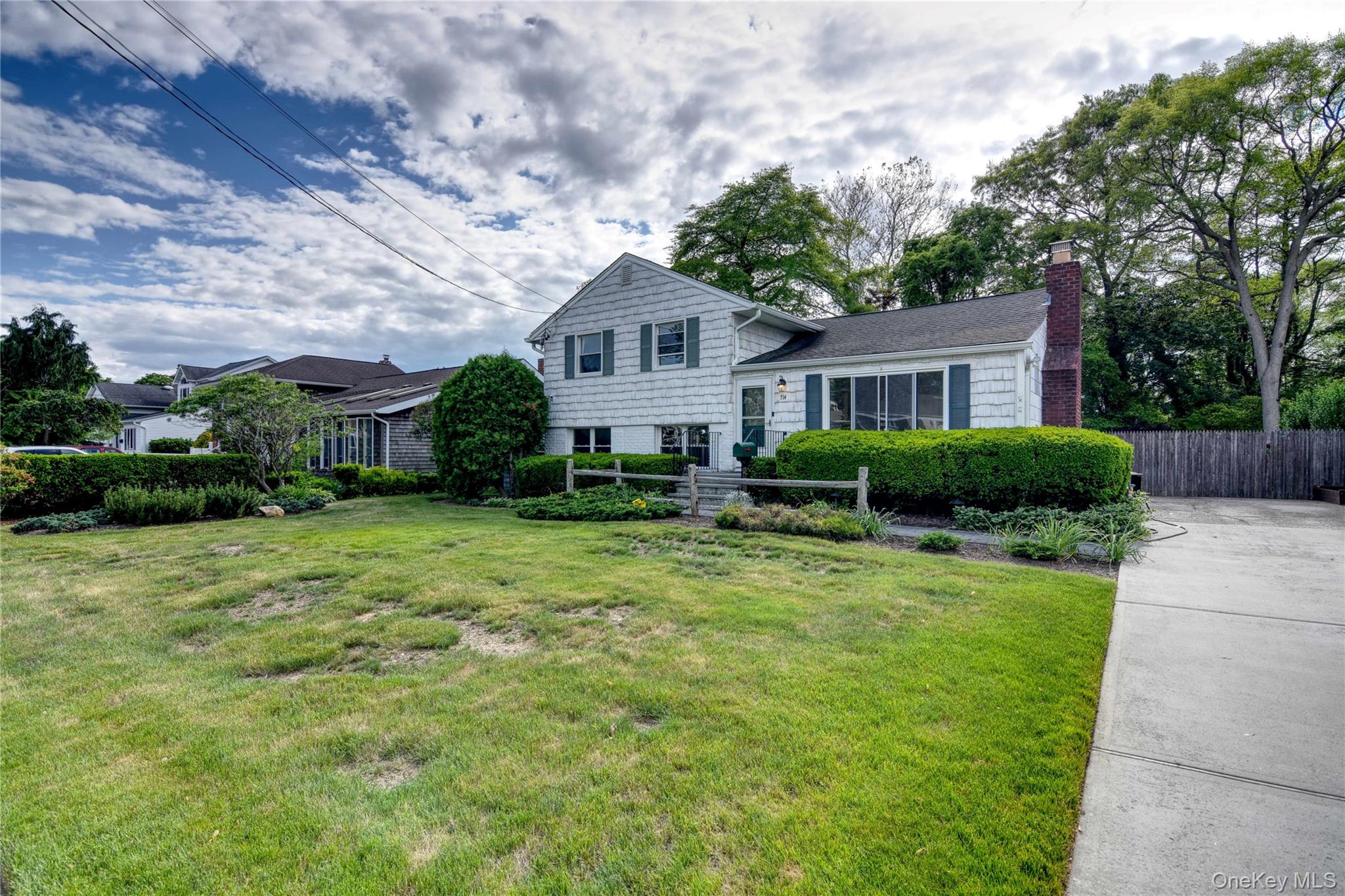 714 Tanglewood Road Property Photo 3