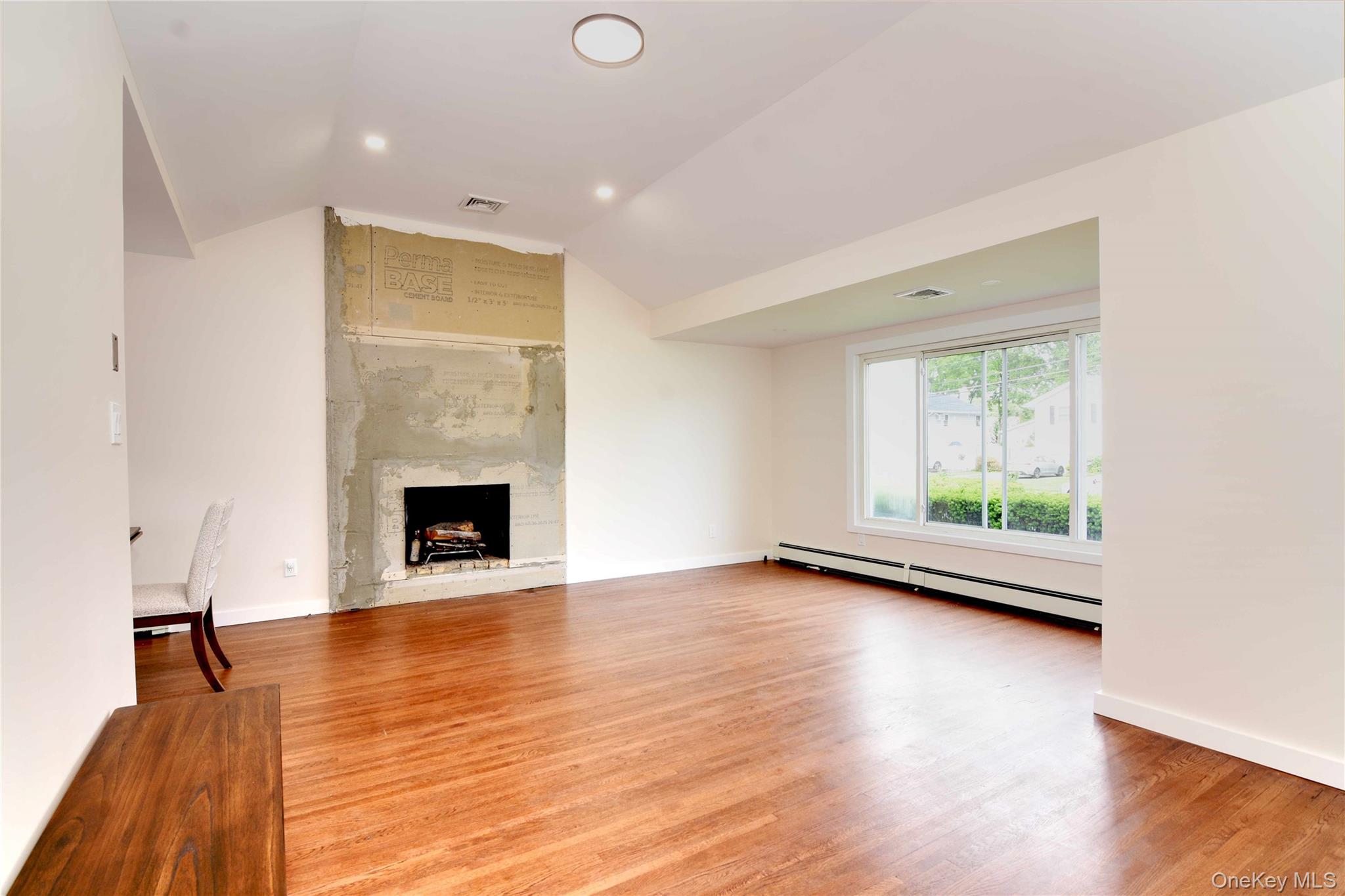 714 Tanglewood Road Property Photo 4