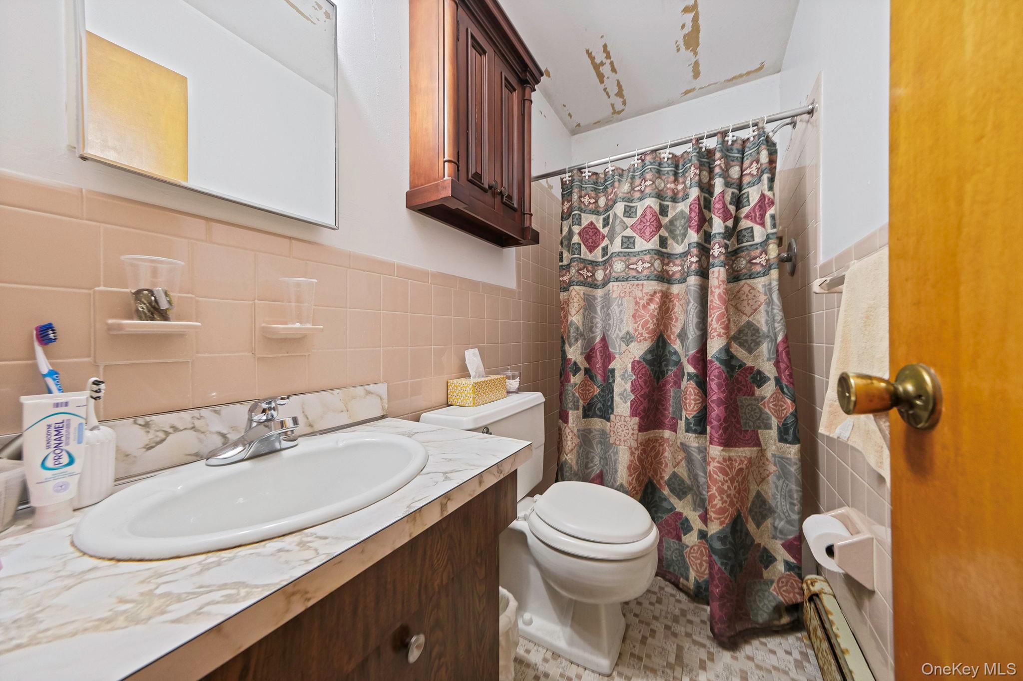 202 Waverly Avenue Property Photo 7