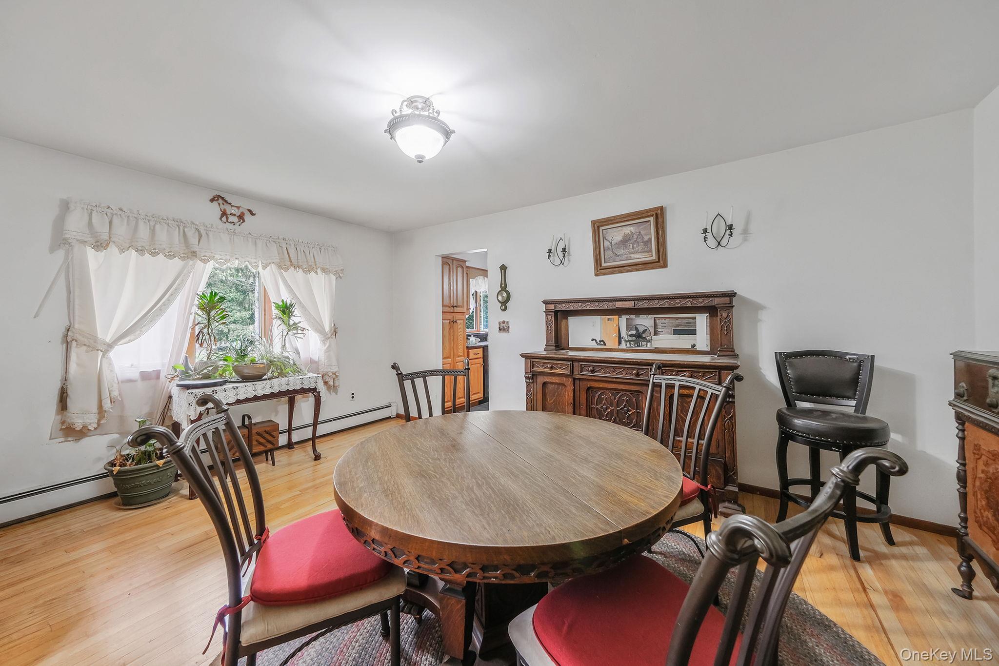 202 Waverly Avenue Property Photo 16