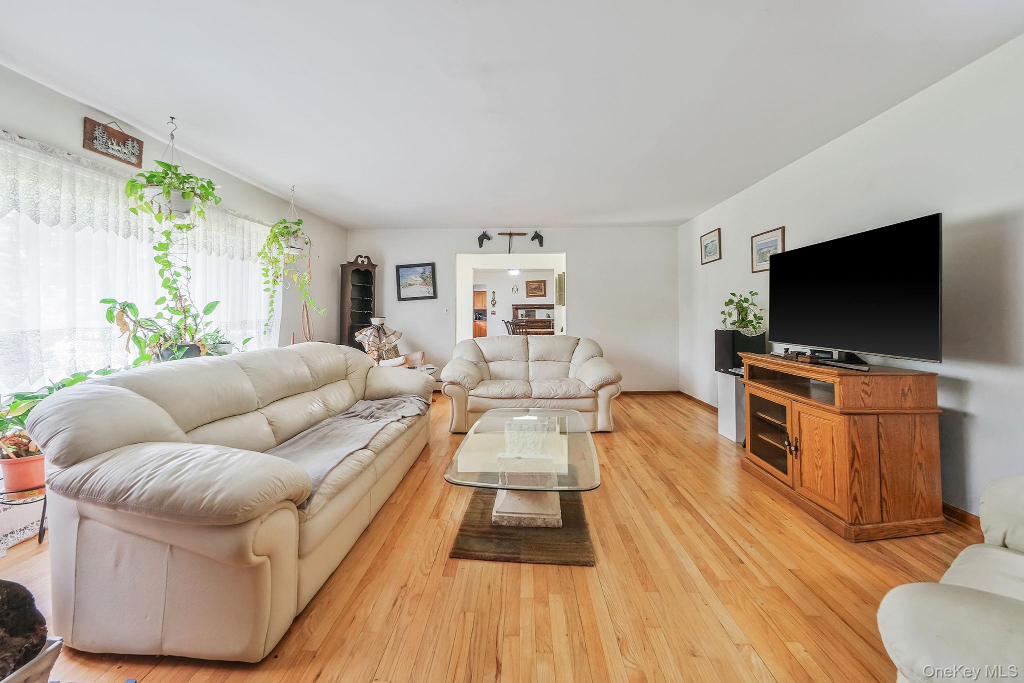 202 Waverly Avenue Property Photo 19