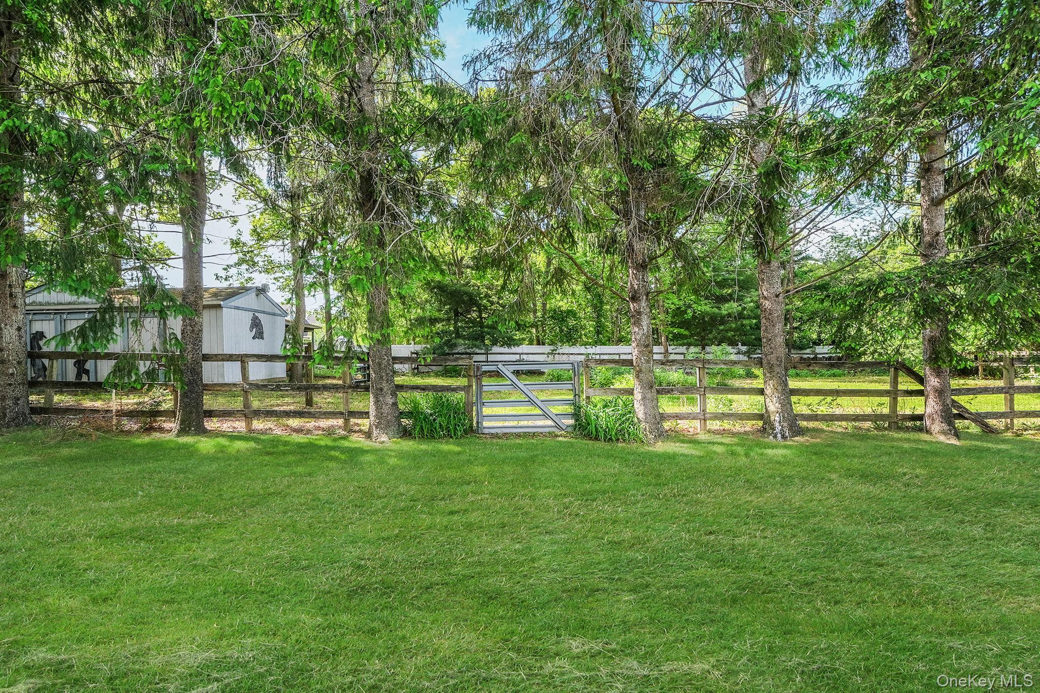 202 Waverly Avenue Property Photo 38