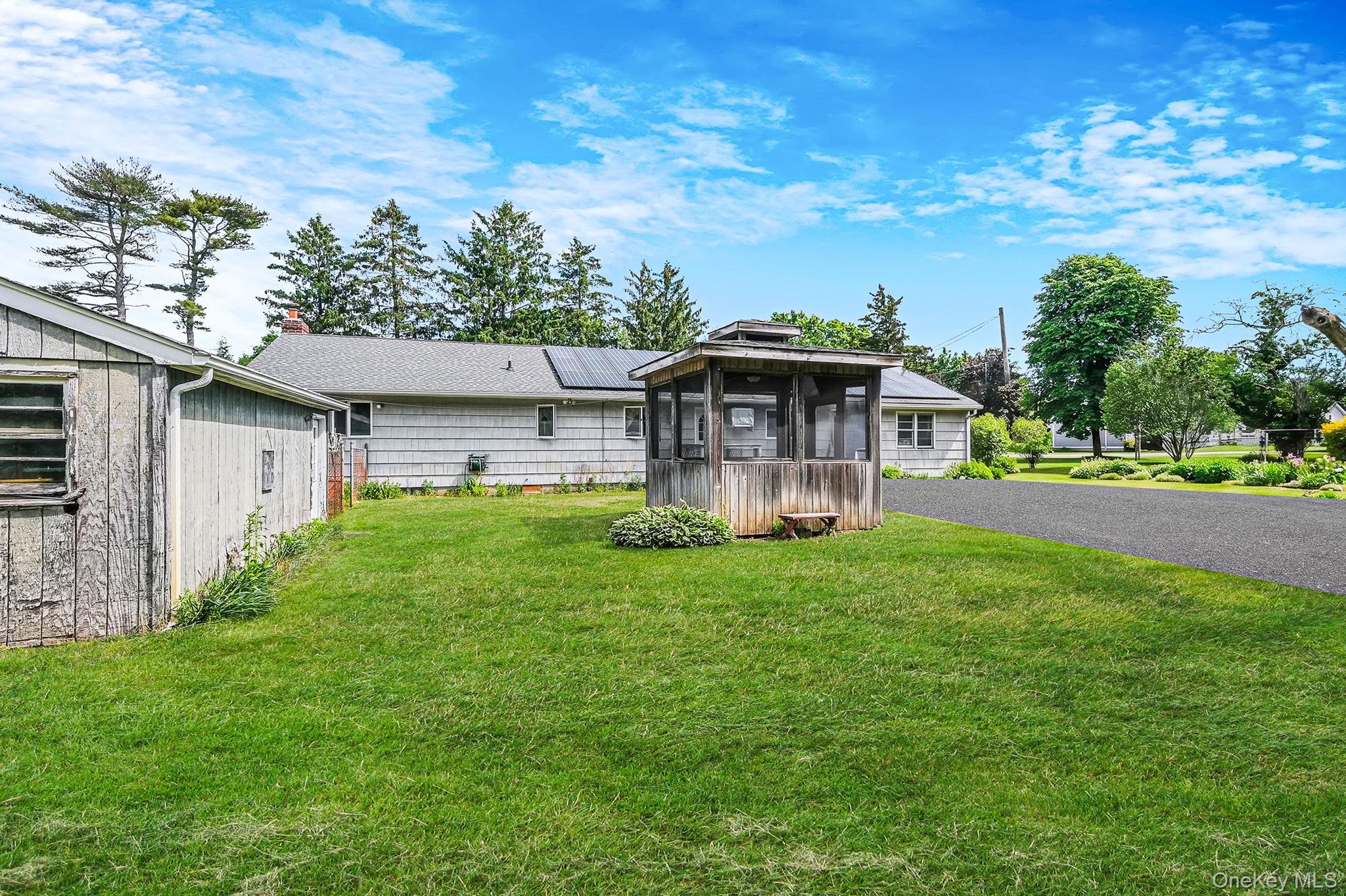 202 Waverly Avenue Property Photo 45
