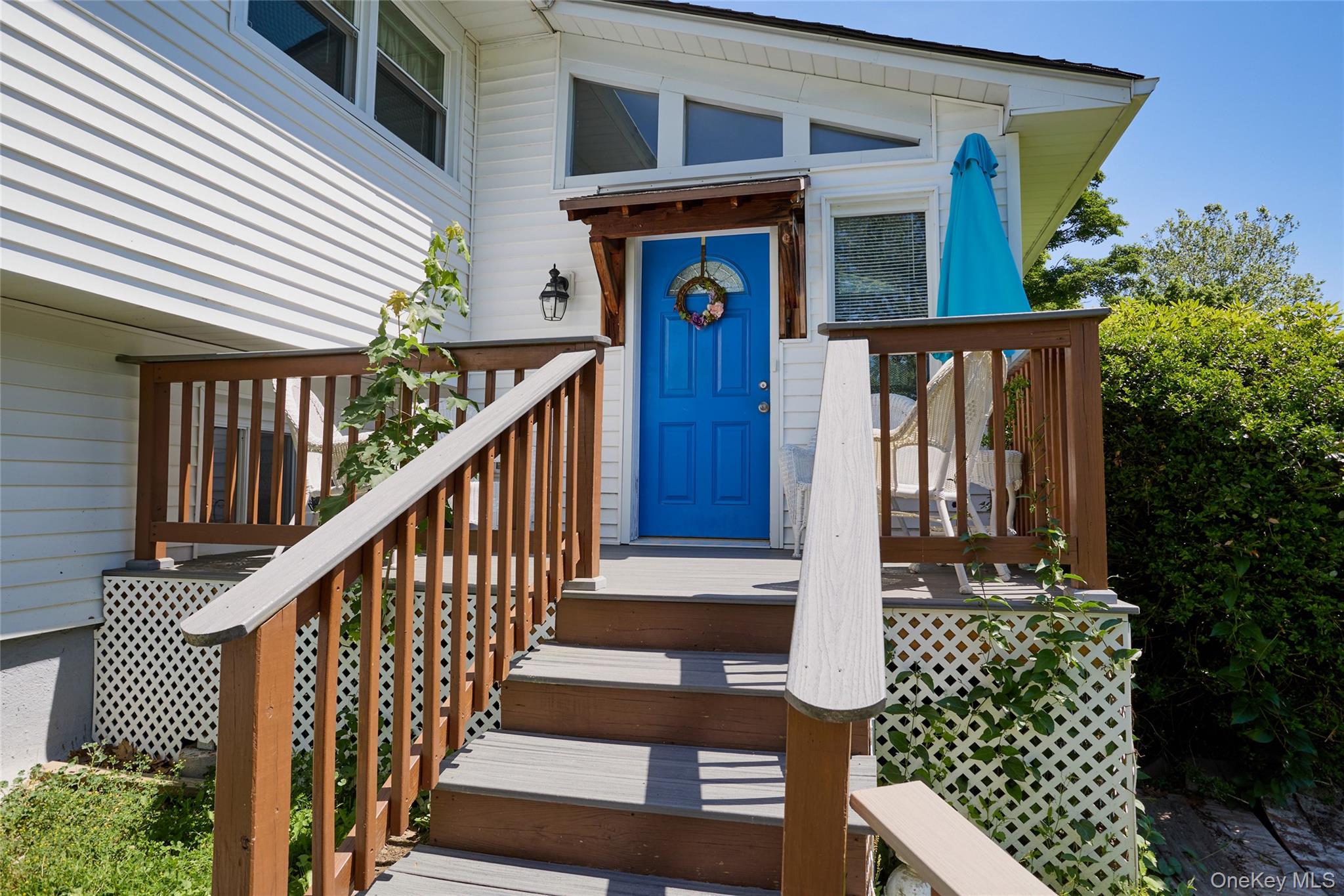 17 Derick Drive Property Photo 5