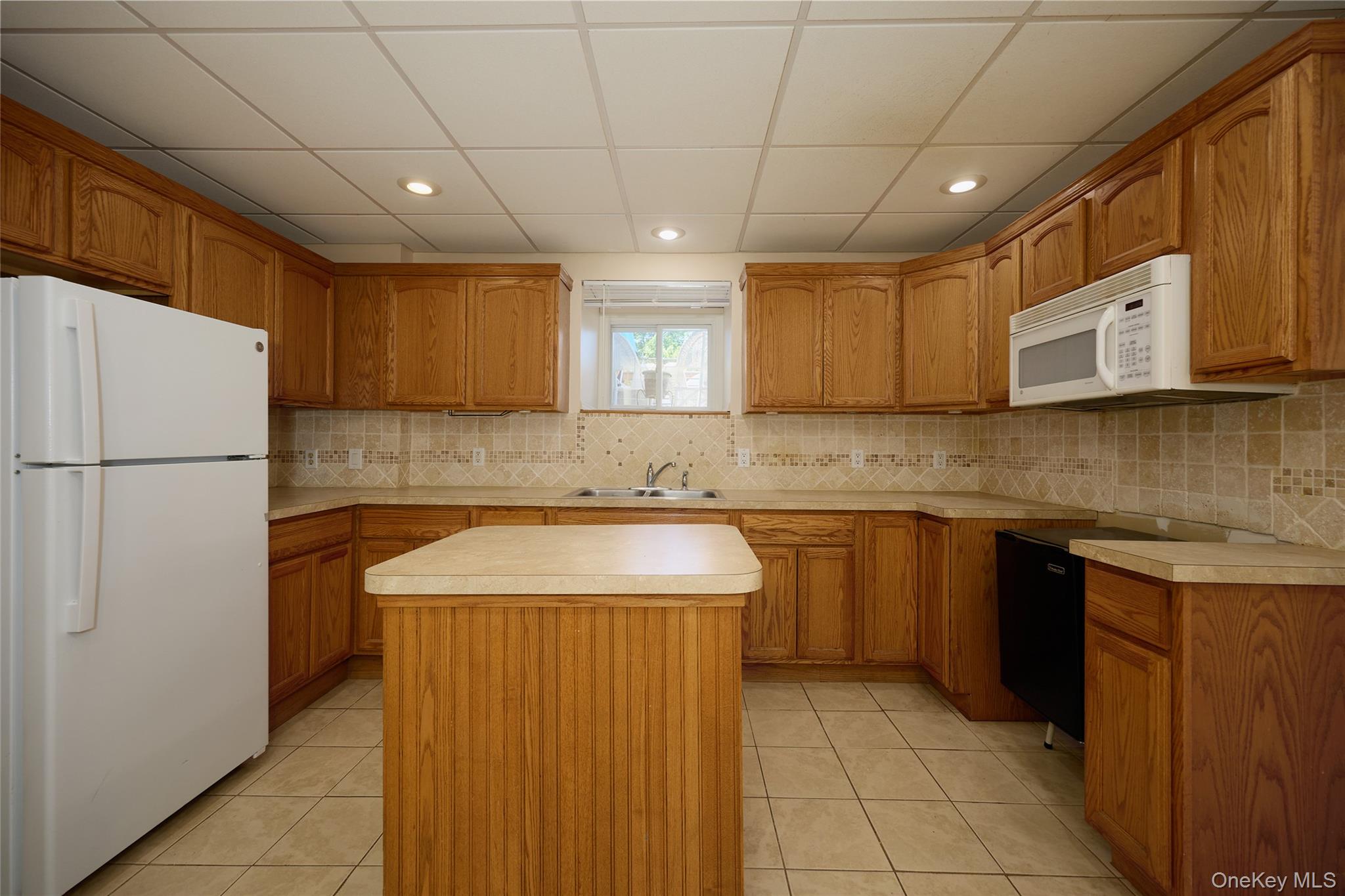 17 Derick Drive Property Photo 30