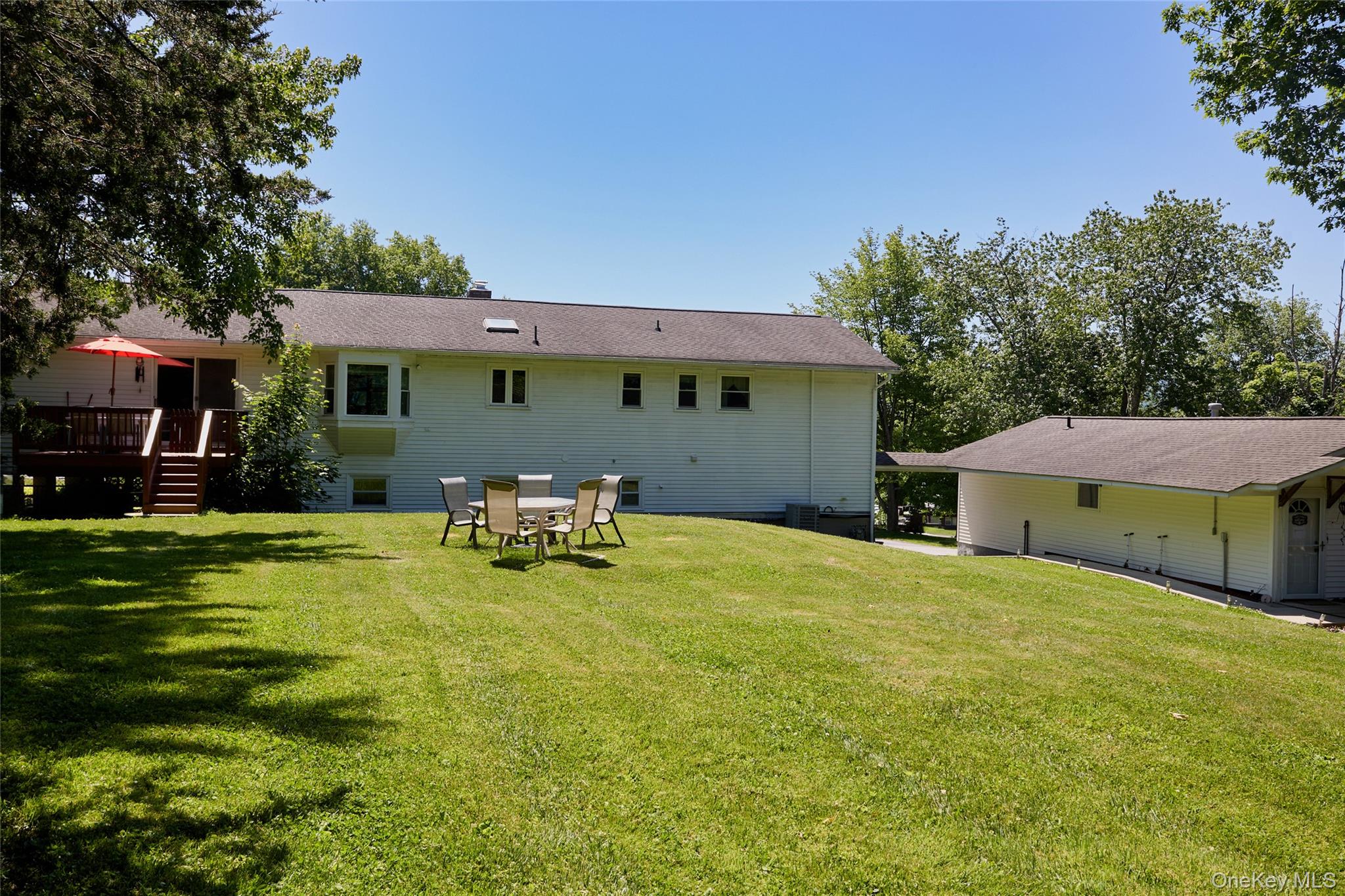 17 Derick Drive Property Photo 44