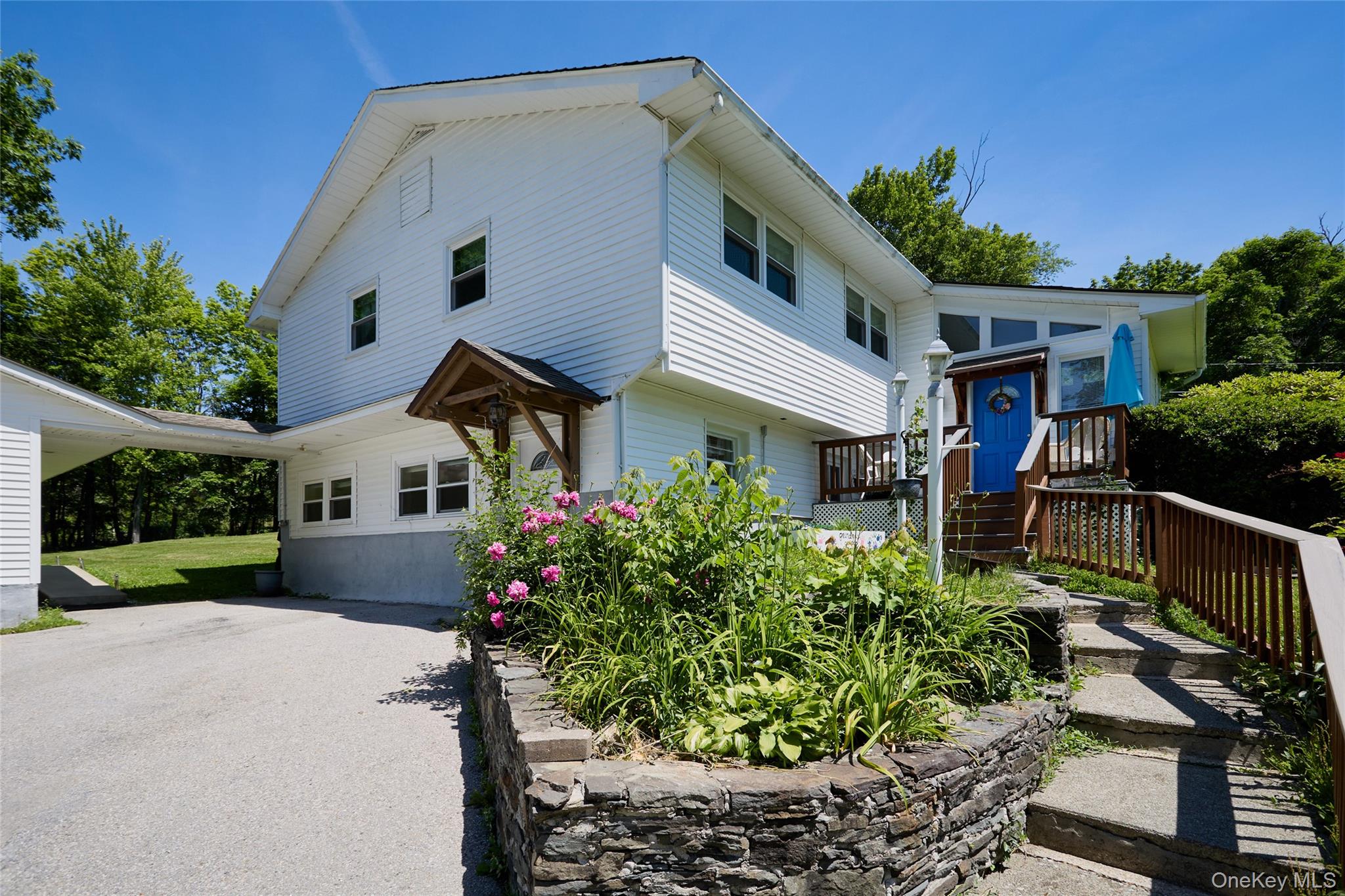 17 Derick Drive Property Photo 46