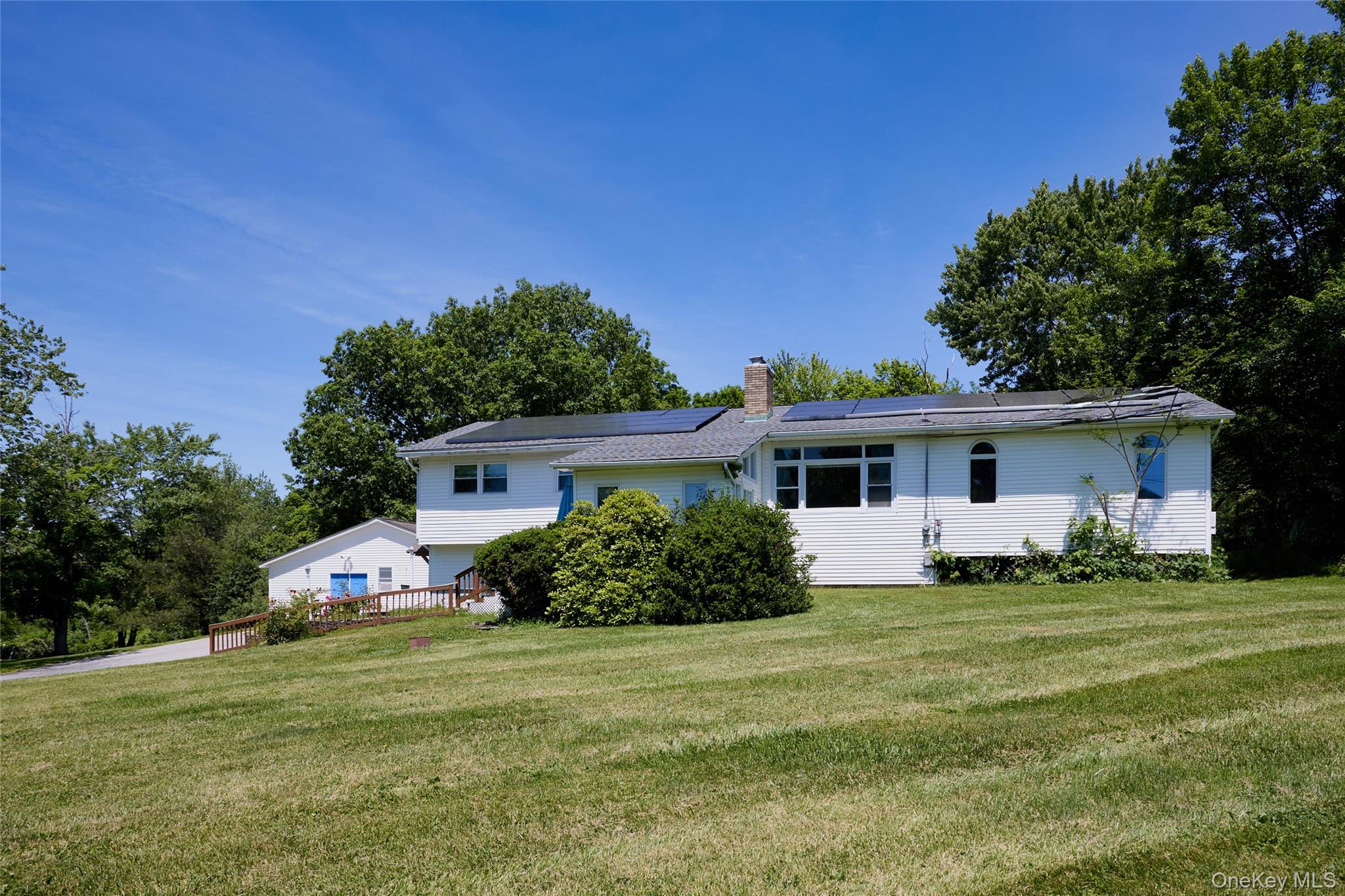 17 Derick Drive Property Photo 47