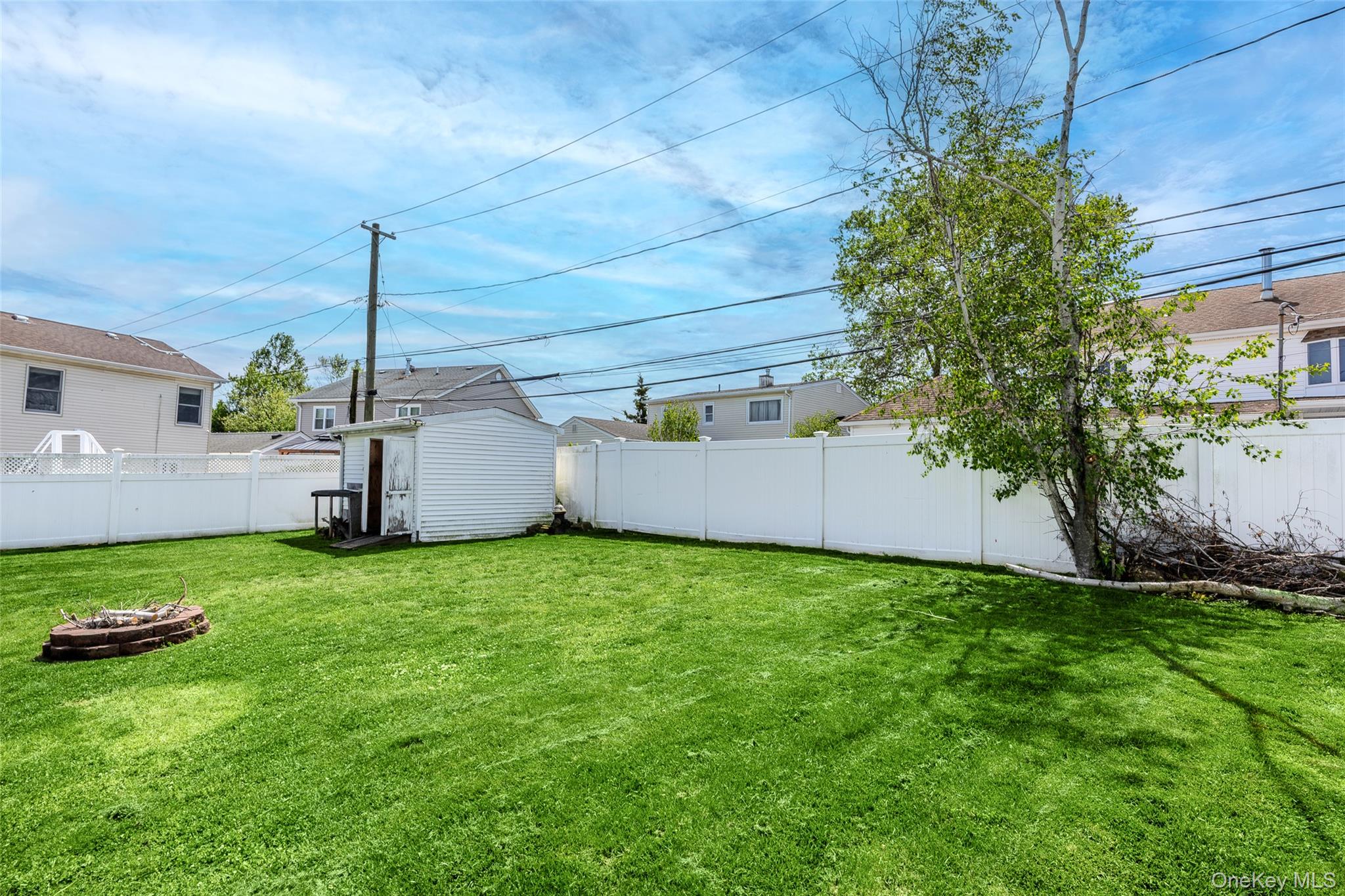 4236 Clarissa Road Property Photo 5