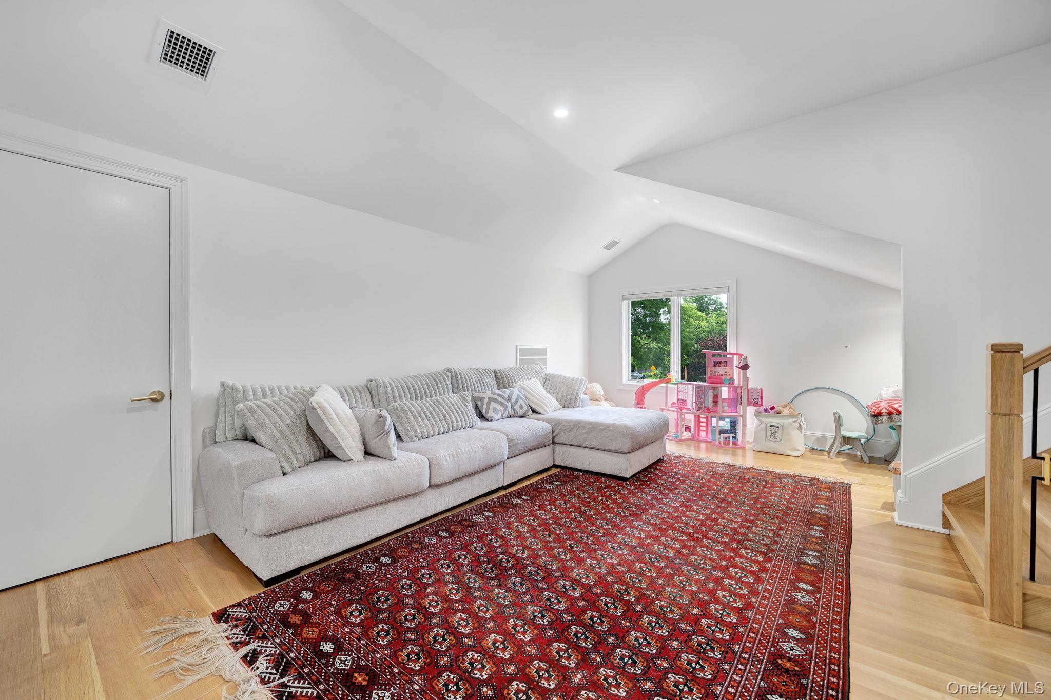 783 Oakleigh Road Property Photo 28