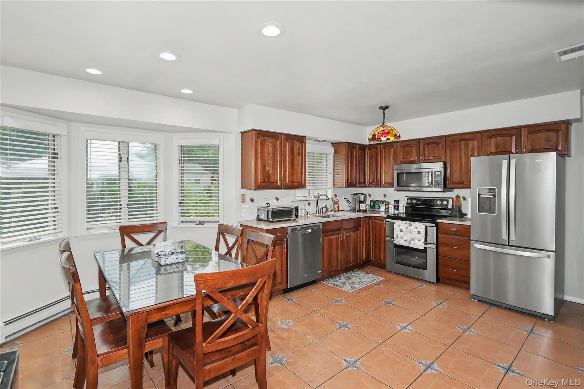 4 Quincy Lane Property Photo 11