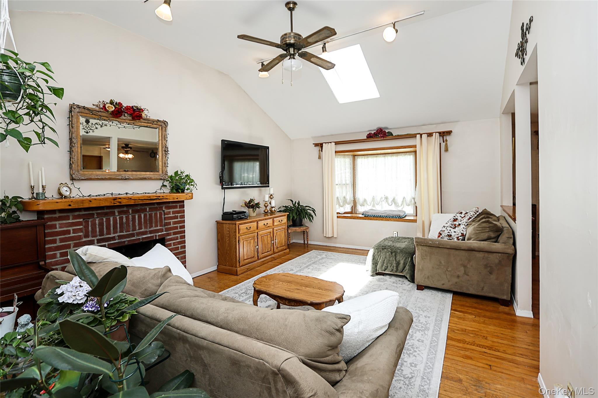 1372 Pine Drive Property Photo 8
