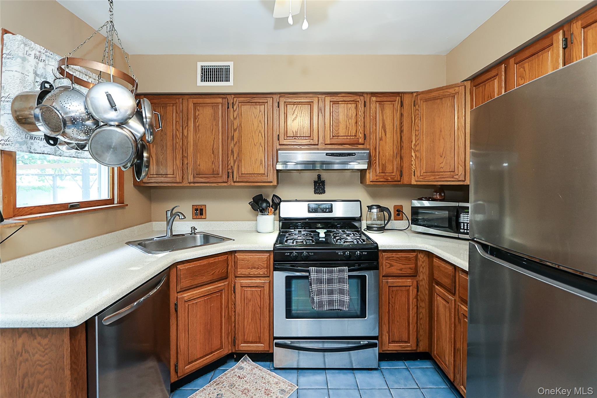 1372 Pine Drive Property Photo 13