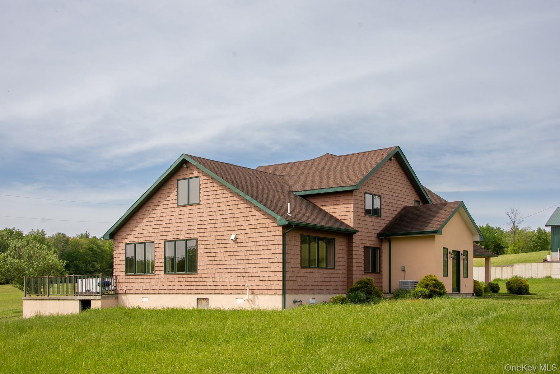 240 A Mountaindale Road Property Photo 3